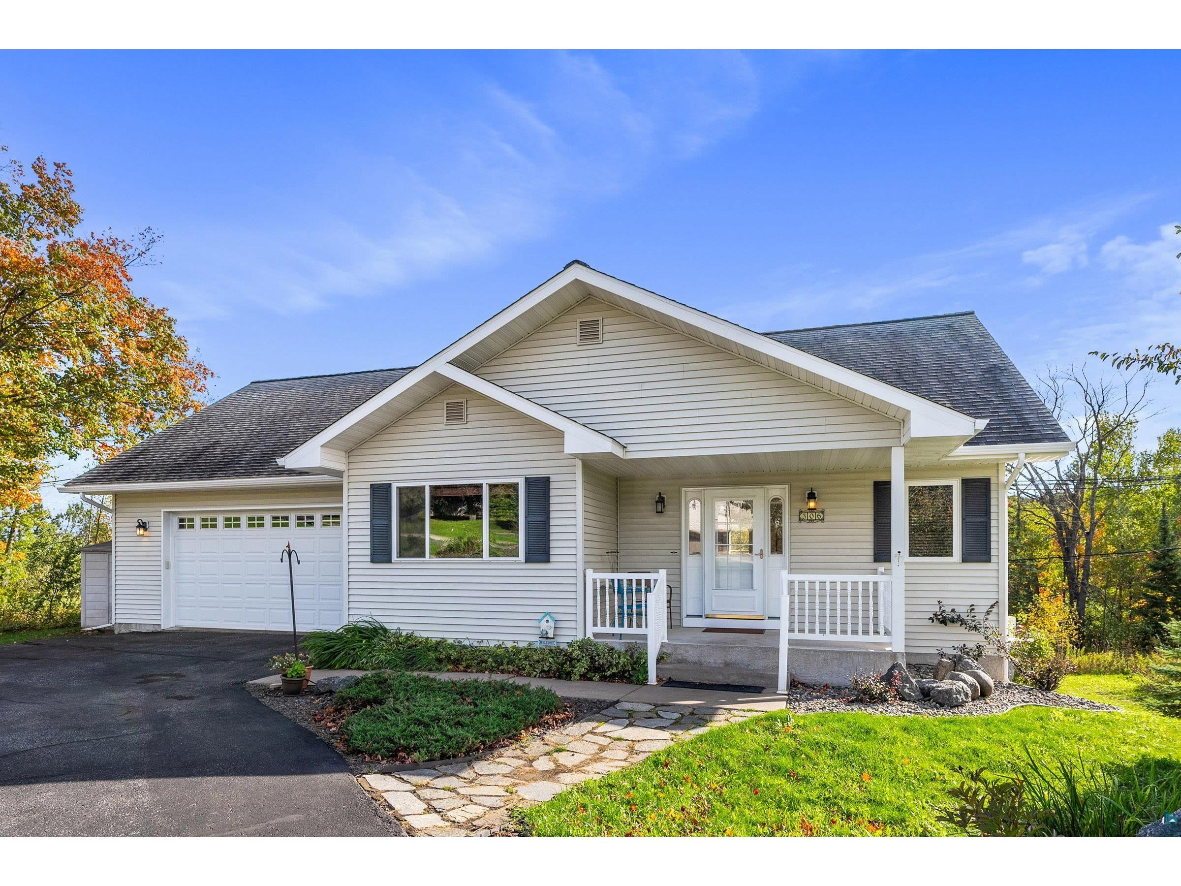 306 W Buffalo St Duluth MN 55811 6110989 image1