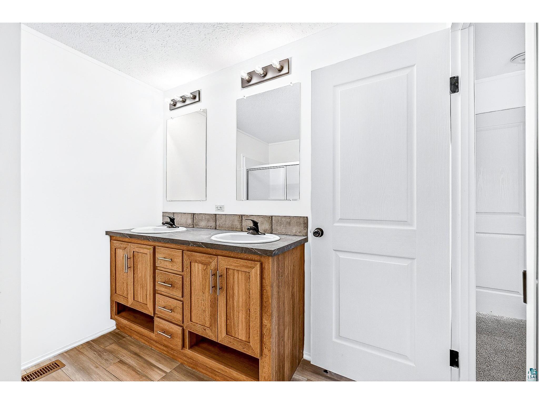 306 W Palm St Duluth MN 55811 6125922 image19