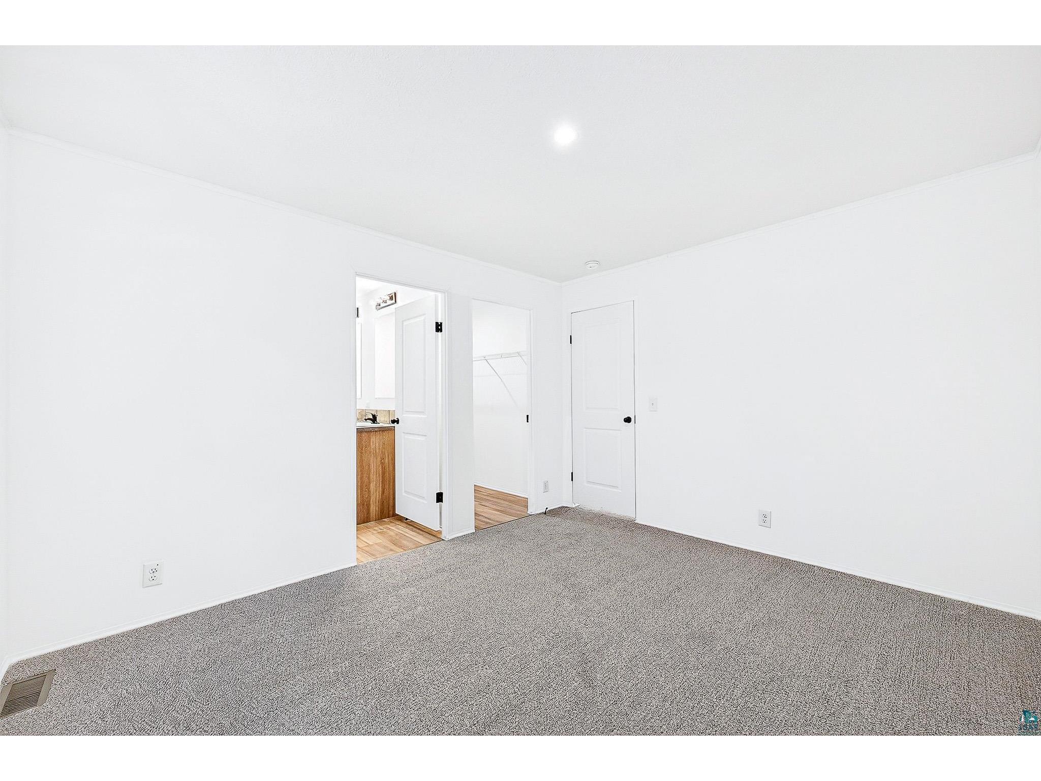 306 W Palm St Duluth MN 55811 6125922 image21