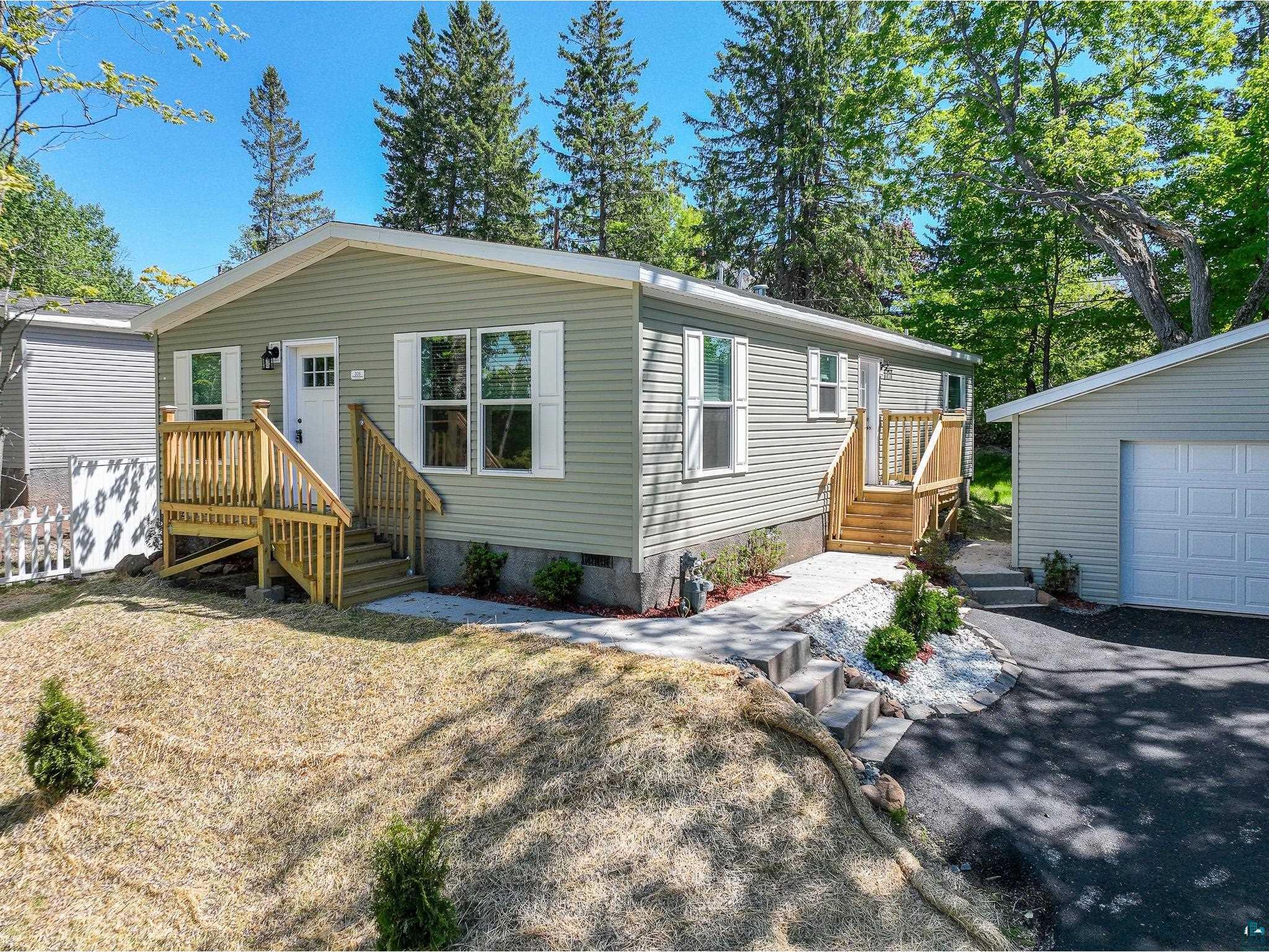 306 W Palm St Duluth MN 55811 6125922 image3