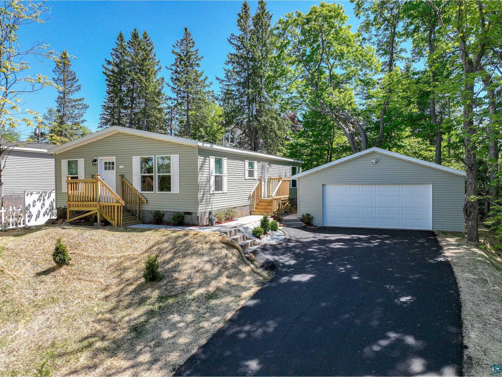 306 W Palm St Duluth MN 55811 6125922 image35
