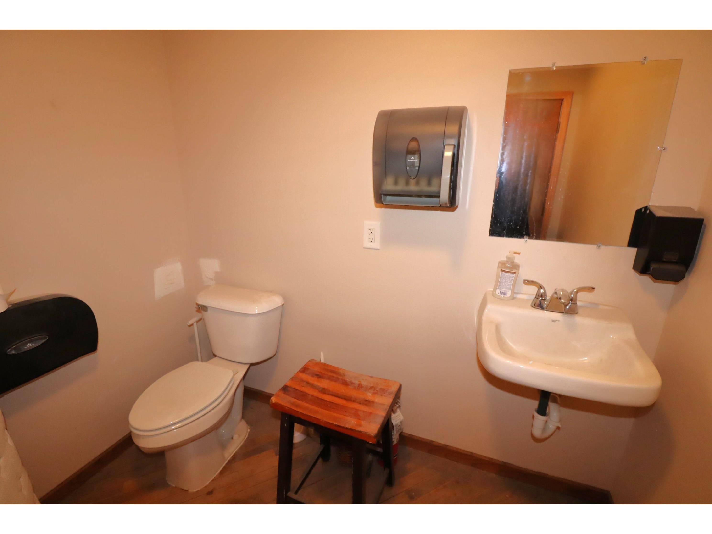 309 Main St E Ashland WI 54806 6116556 image6