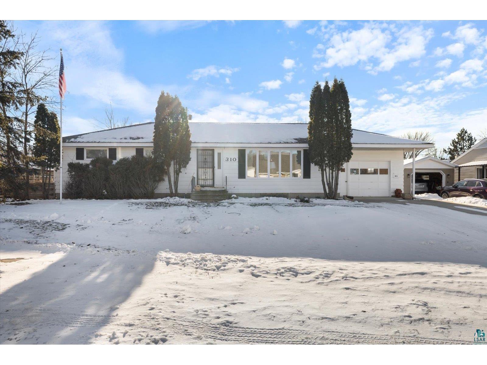 310 Coventry Rd Hoyt Lakes MN 55750 6117425 image1