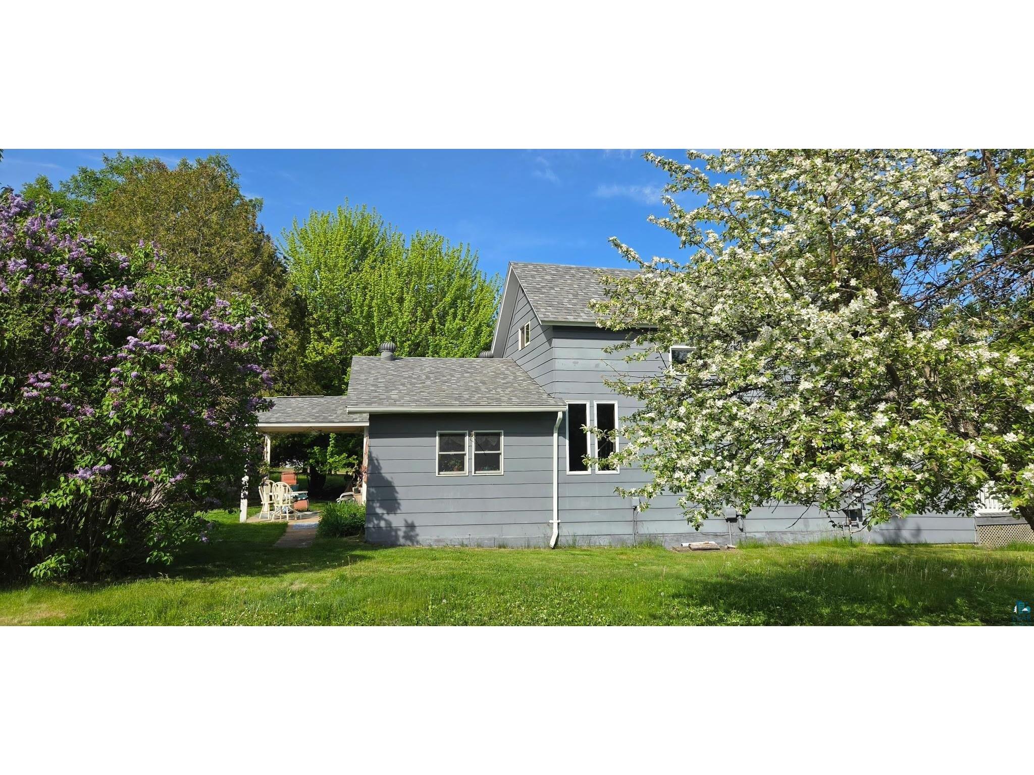 311 E 6th St Washburn WI 54891 6126240 image2