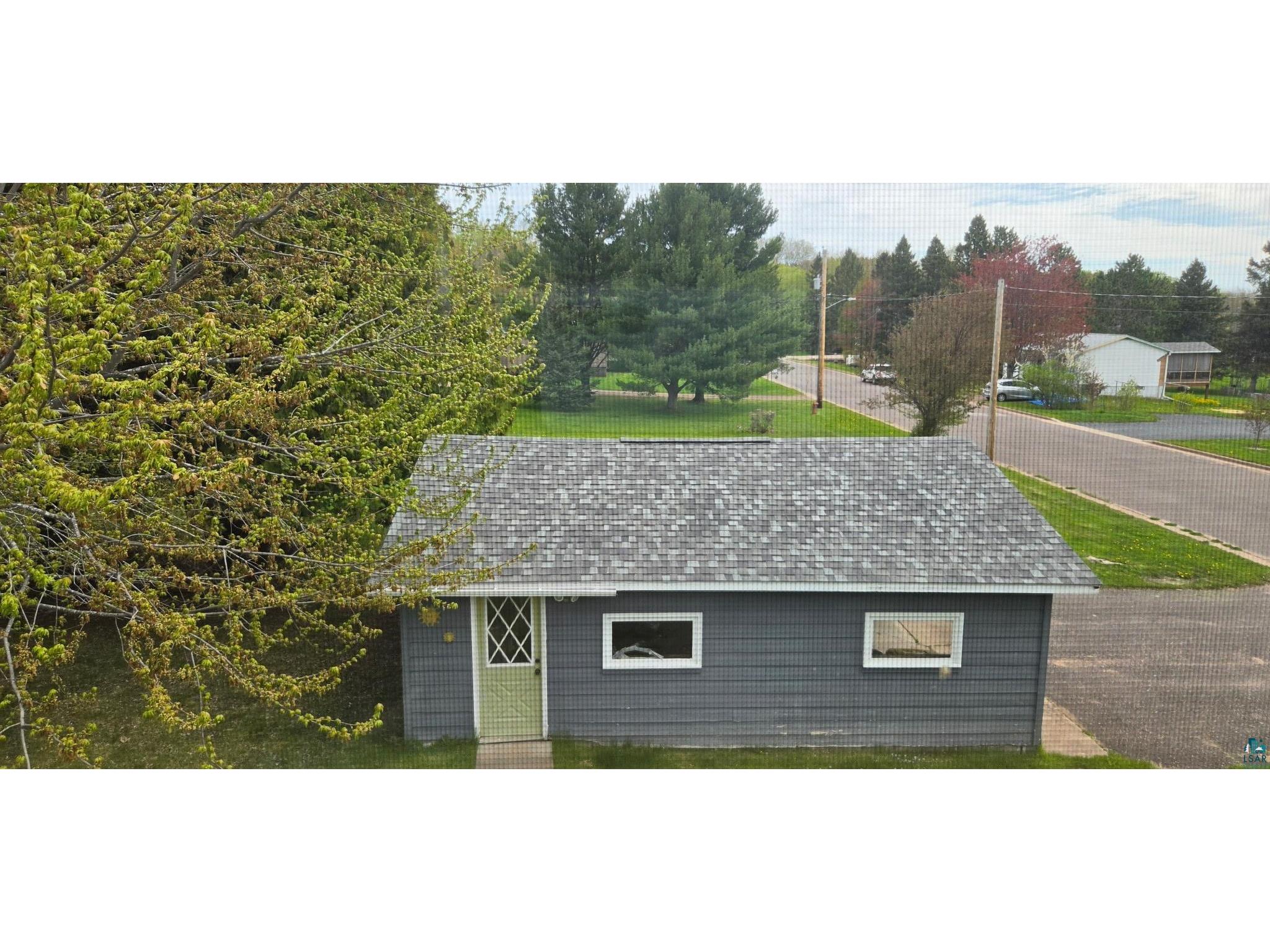 311 E 6th St Washburn WI 54891 6126240 image33