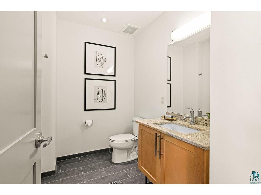 311 E Superior St Duluth MN 55802 6120896 image17