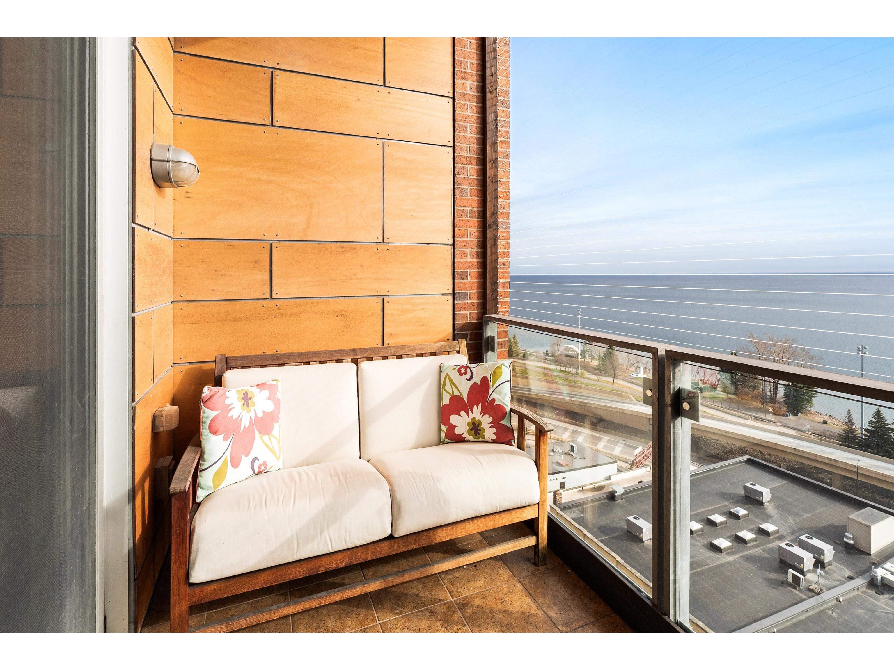 311 E Superior St Duluth MN 55802 6122910 image19