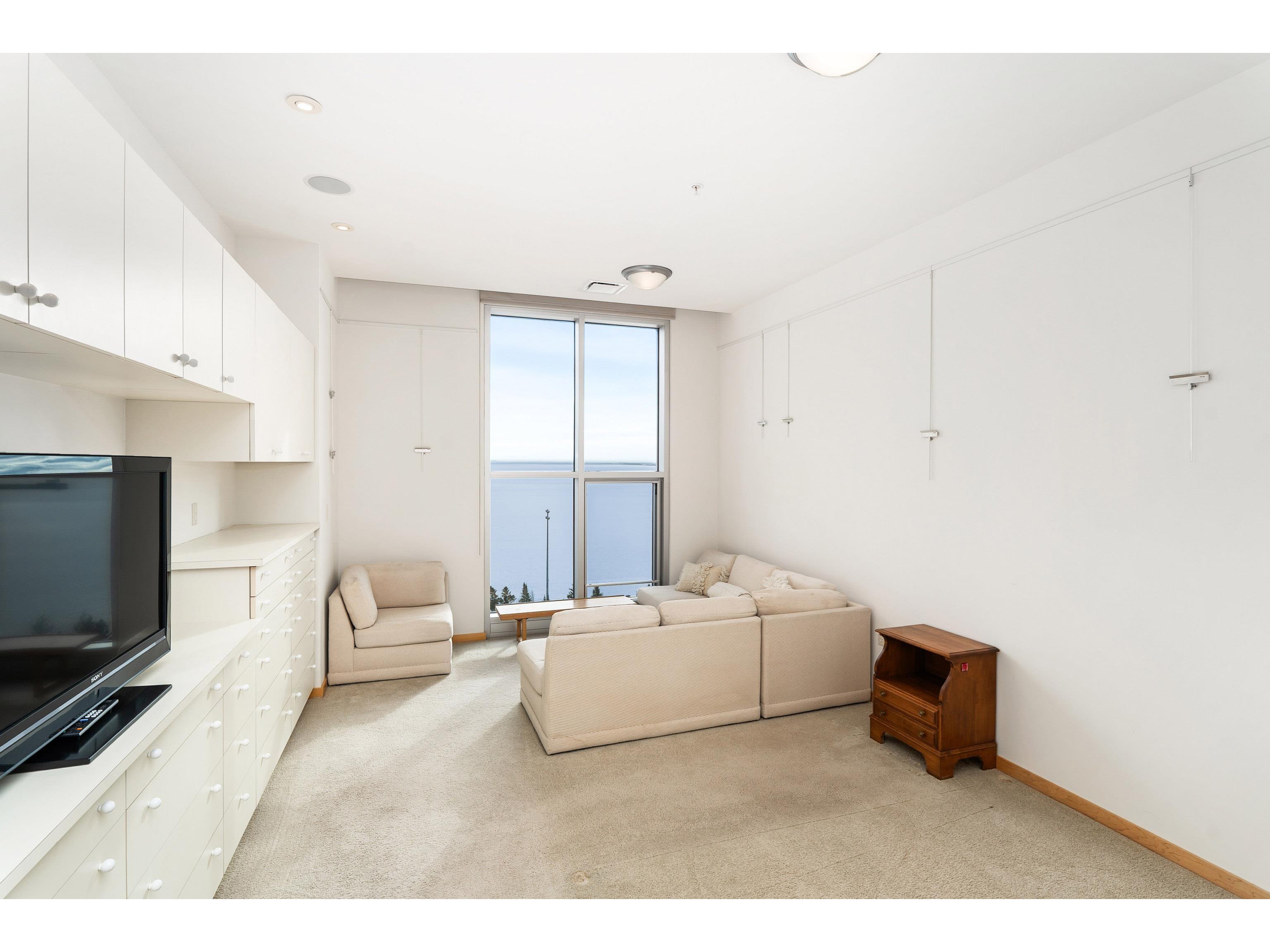 311 E Superior St Duluth MN 55802 6122910 image21