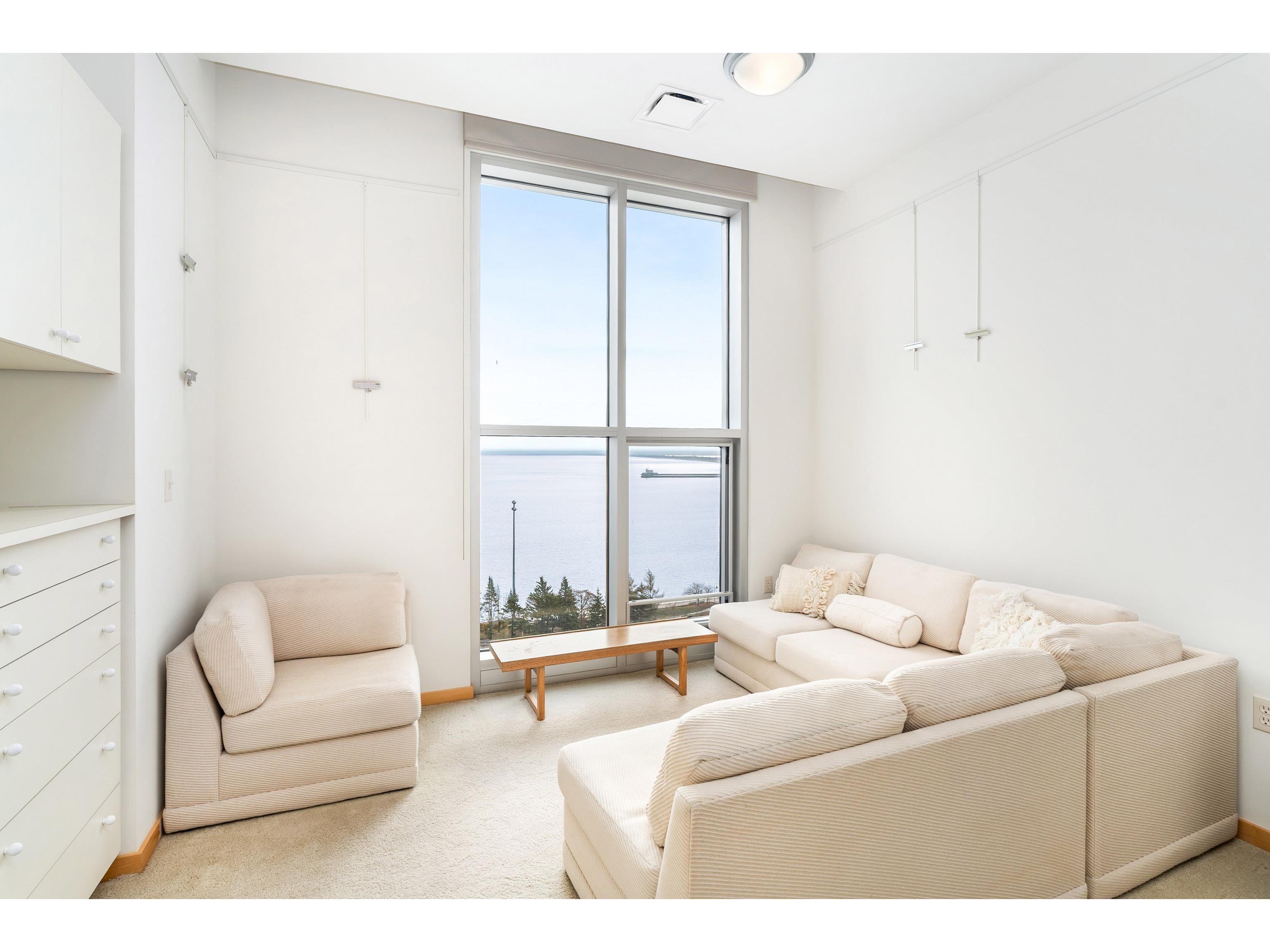 311 E Superior St Duluth MN 55802 6122910 image22