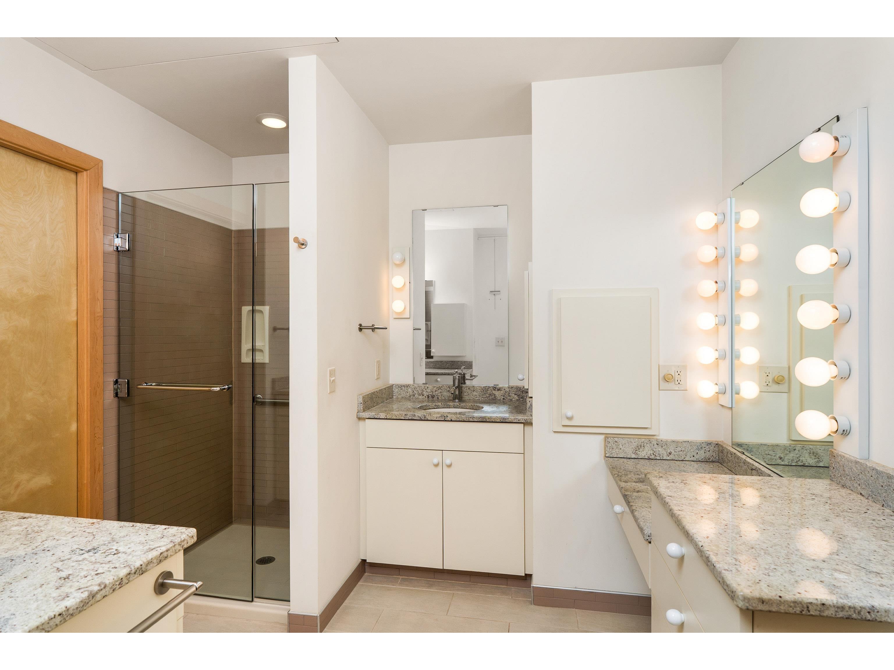 311 E Superior St Duluth MN 55802 6122910 image26