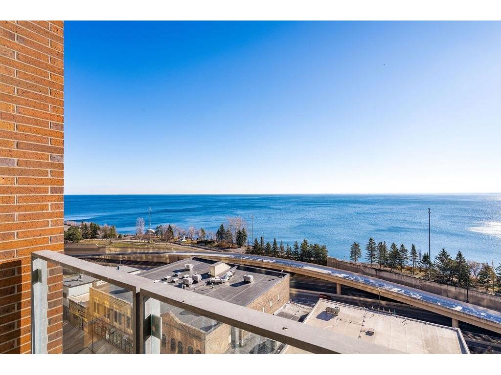 311 E Superior St Duluth MN 55802 6122960 image25