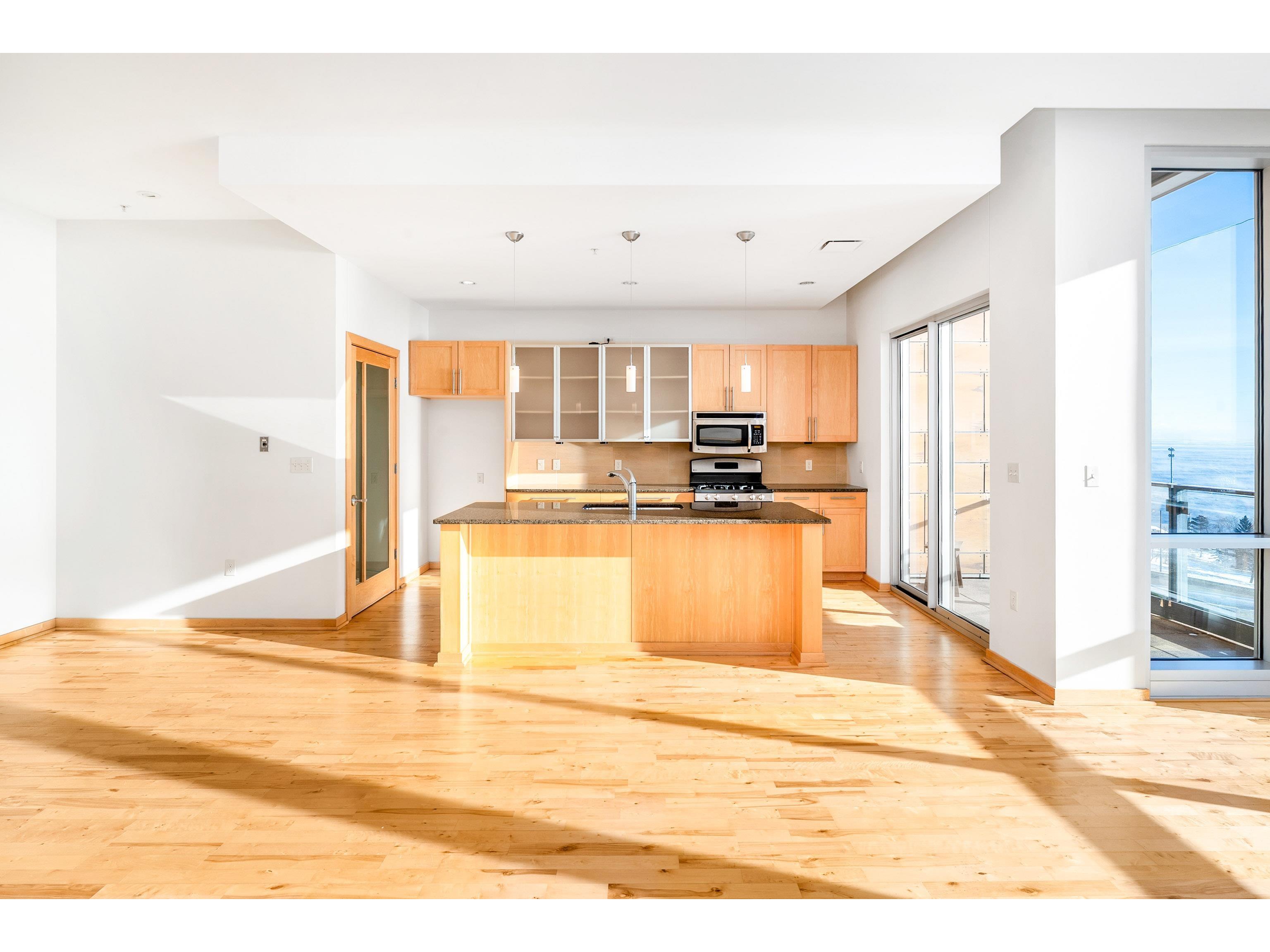 311 E Superior St Duluth MN 55802 6123418 image8