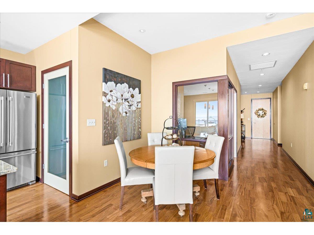 311 E Superior St Duluth MN 55802 6126547 image9