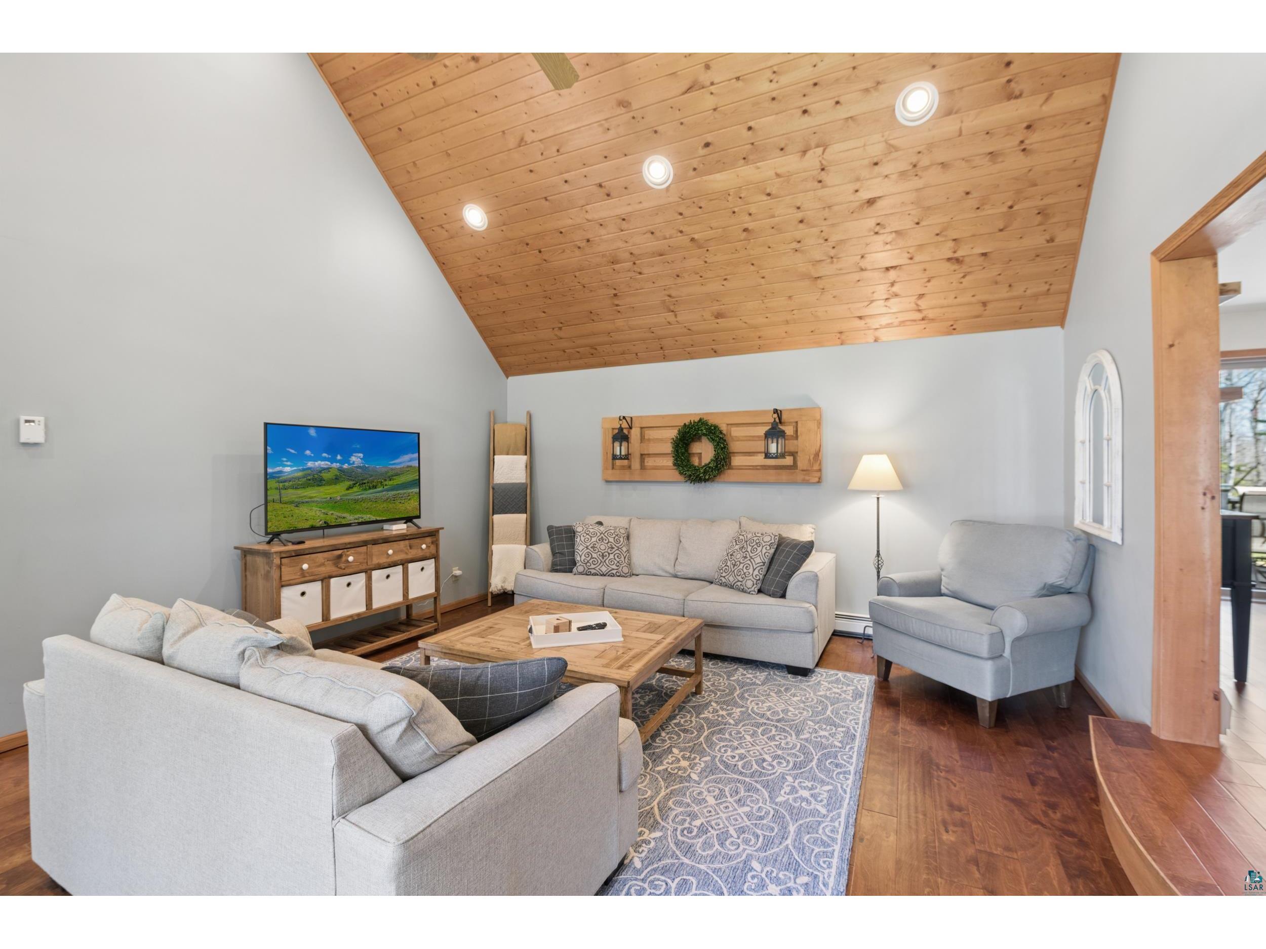 3113 Golf Course Rd Ashland WI 54806 6124938 image17