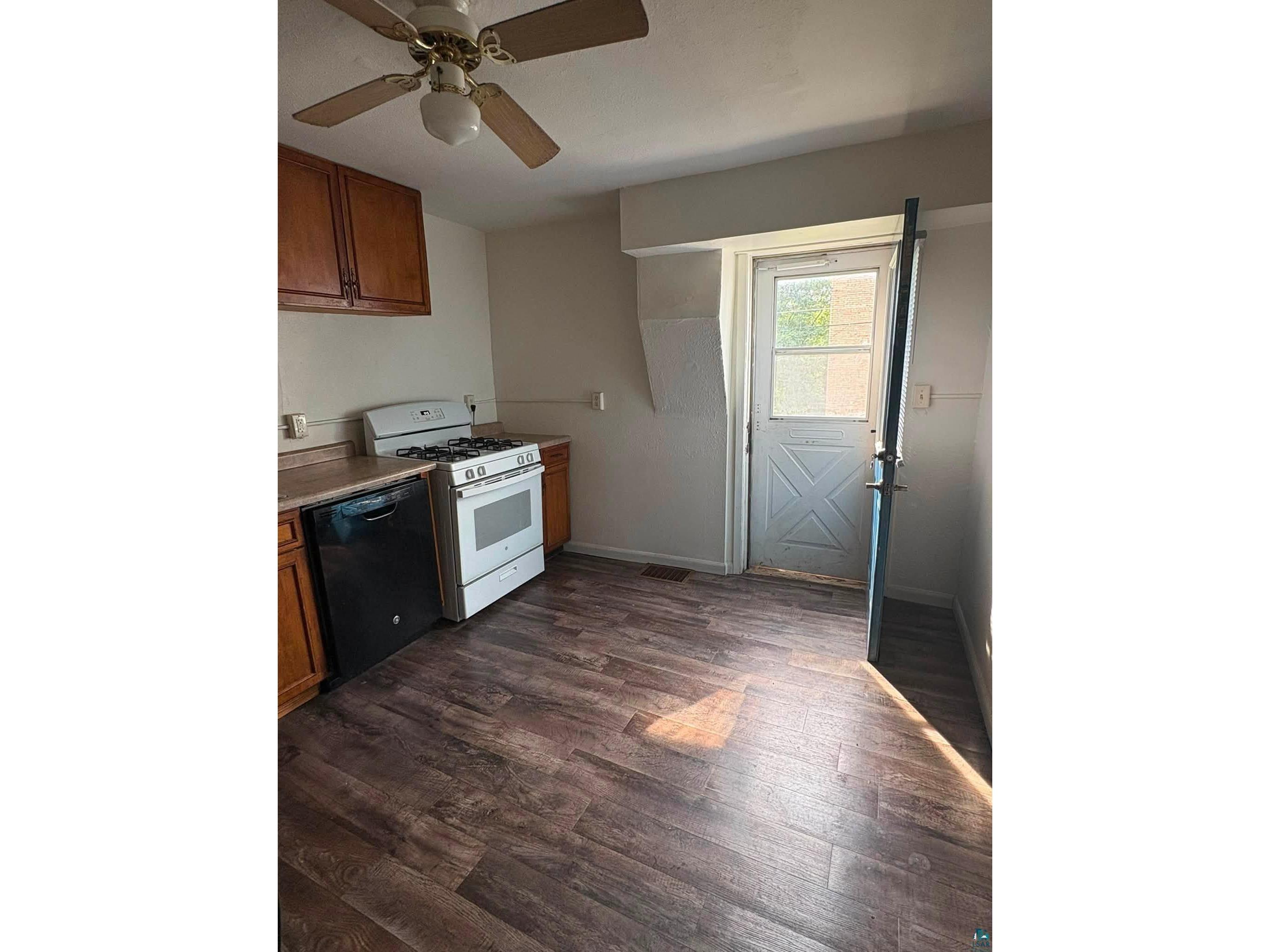 312 E 6th St Duluth MN 55805 6126551 image9