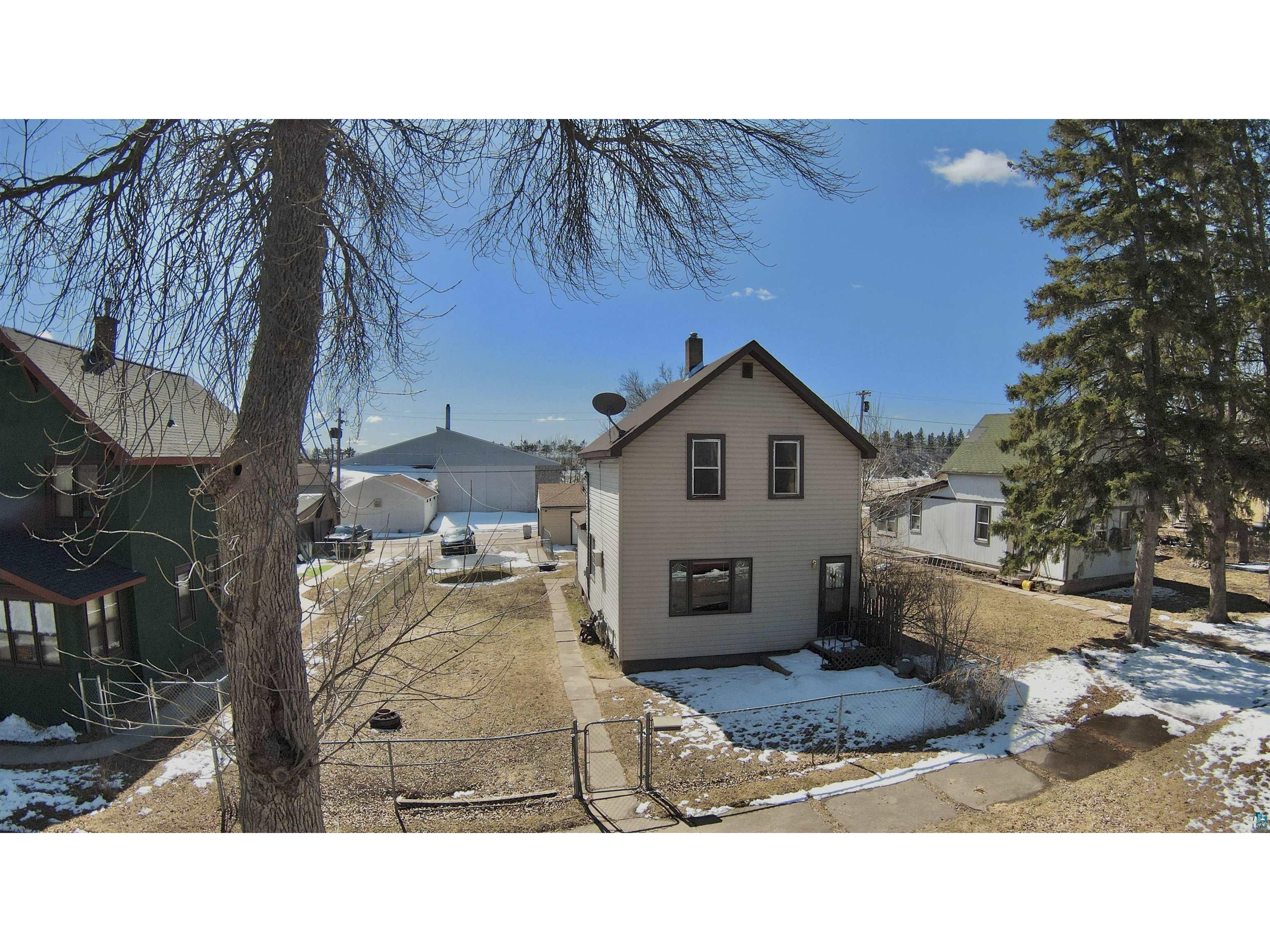 313 9th St Chisholm MN 55719 6118493 image1