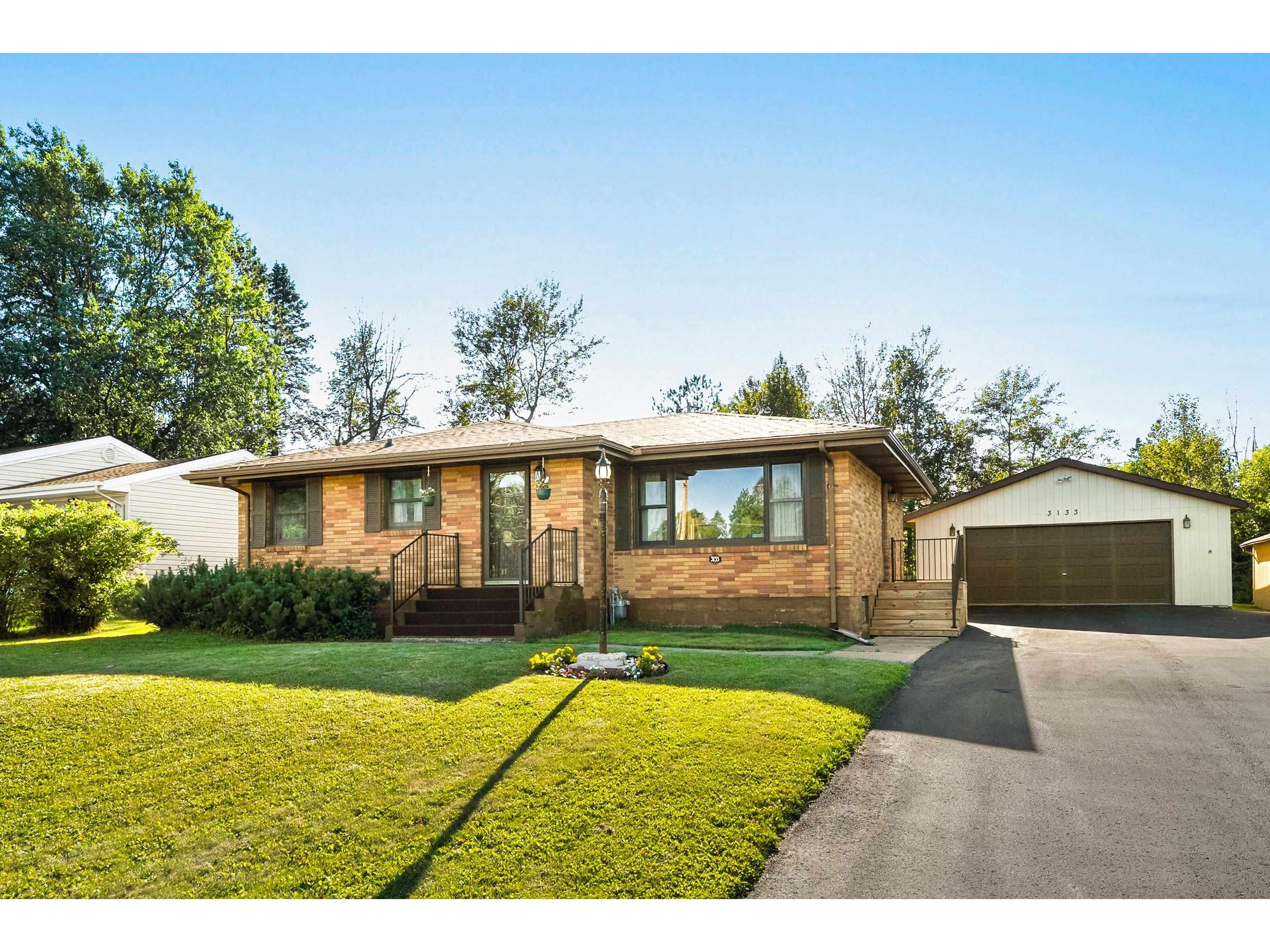 3133 Chambersburg Ave Duluth MN 55811 6121639 image1