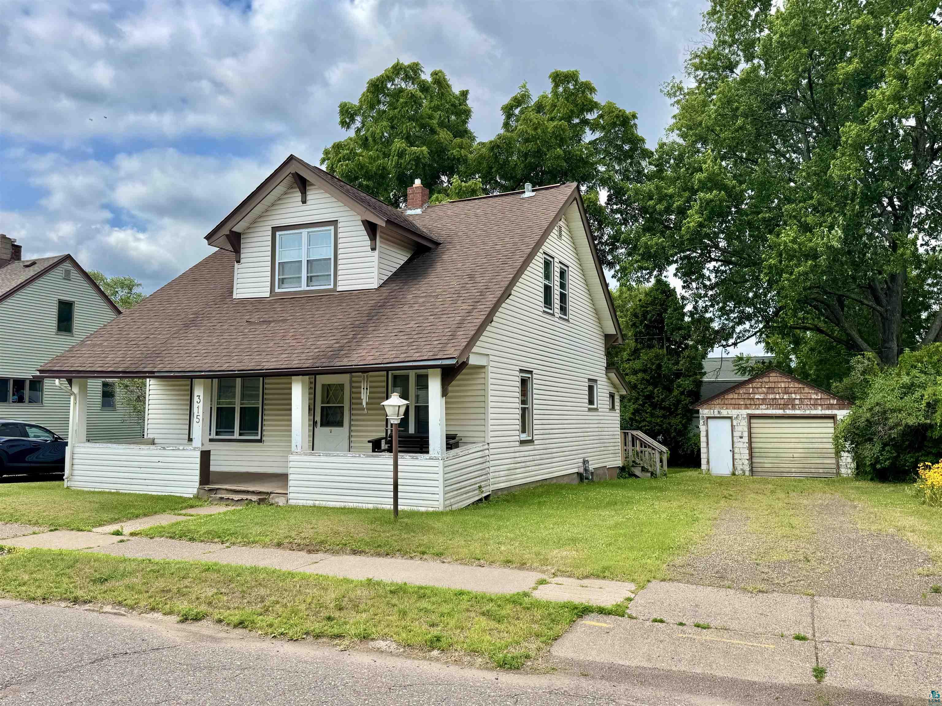 315 8th St Cloquet MN 55720 6126888 image1