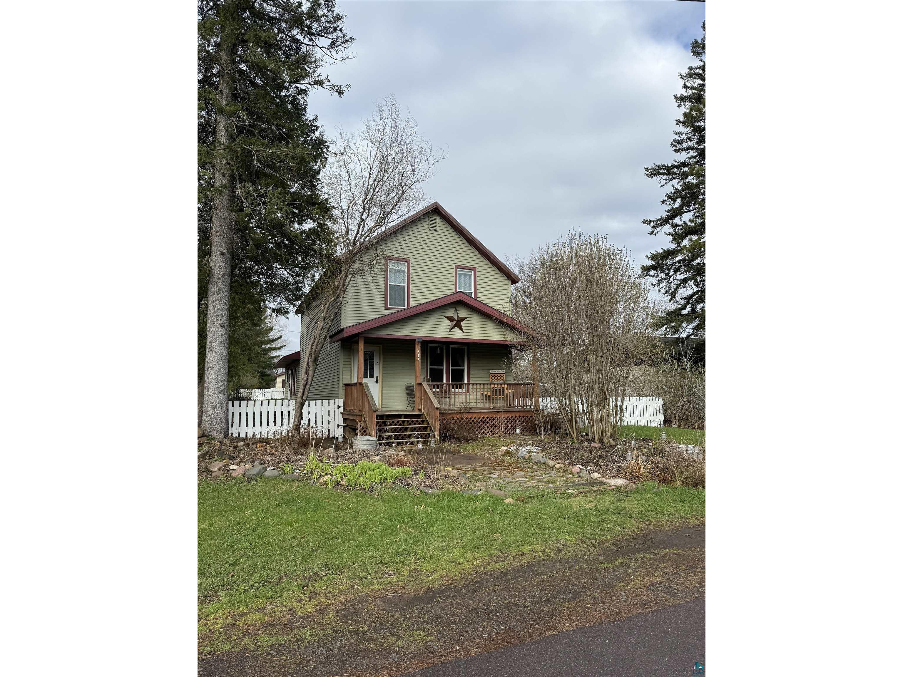 315 E 16th Ave Ashland WI 54806 6113391 image1