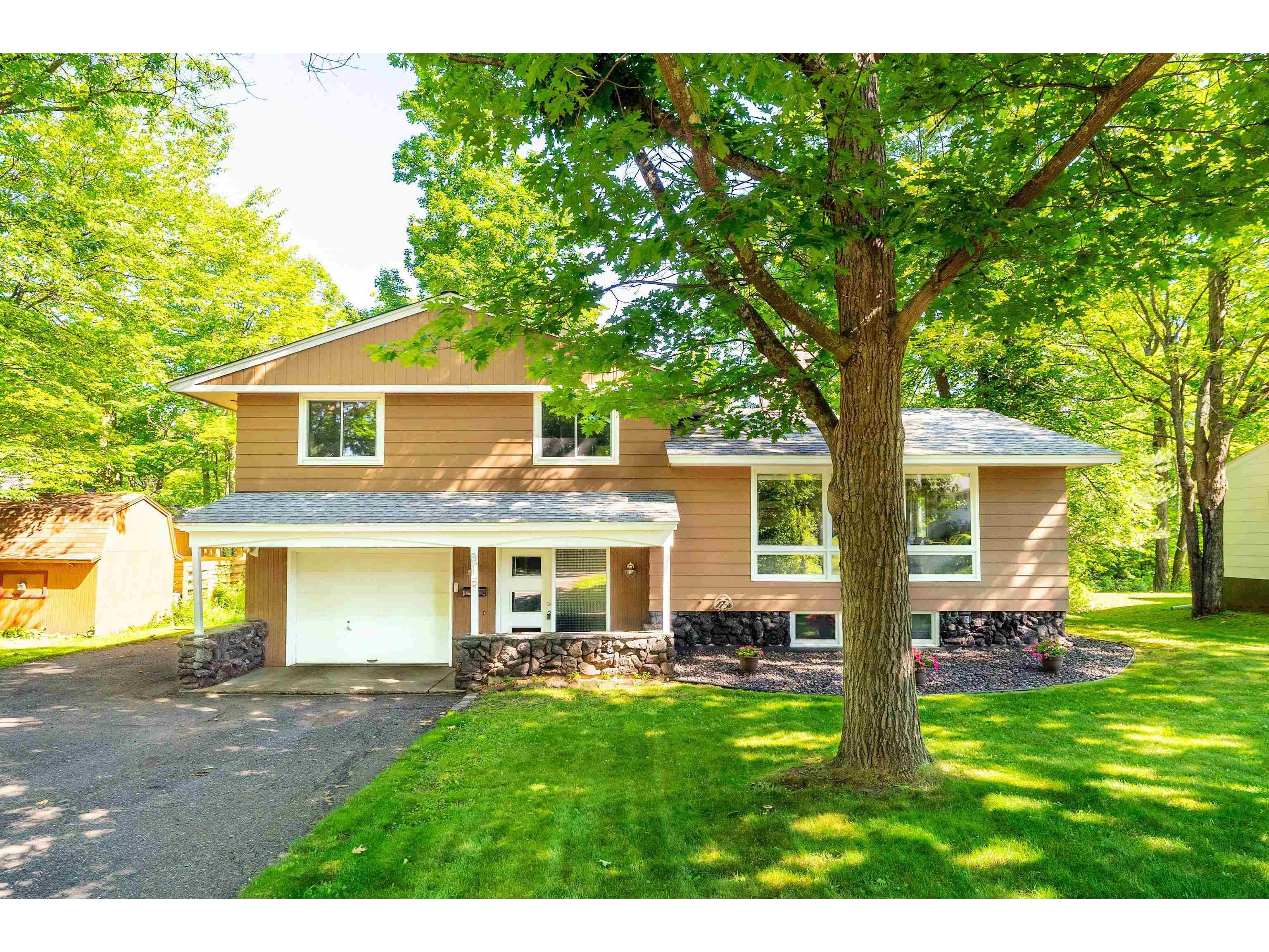315 E Faribault St Duluth MN 55803 6121016 image1
