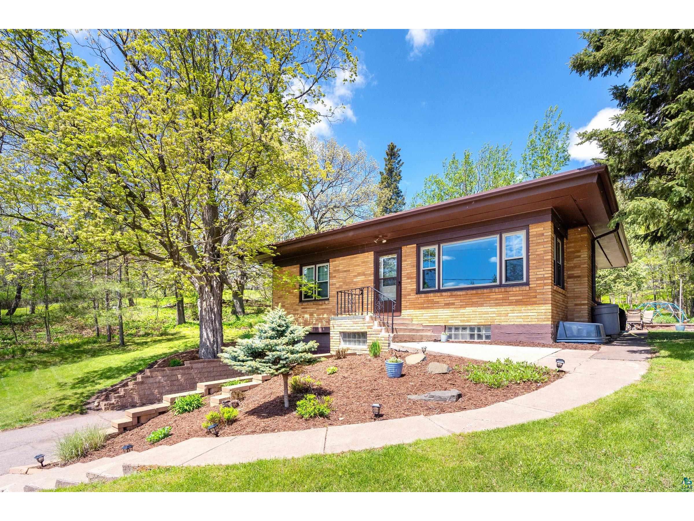315 E Myrtle St Duluth MN 55811 6115019 image1