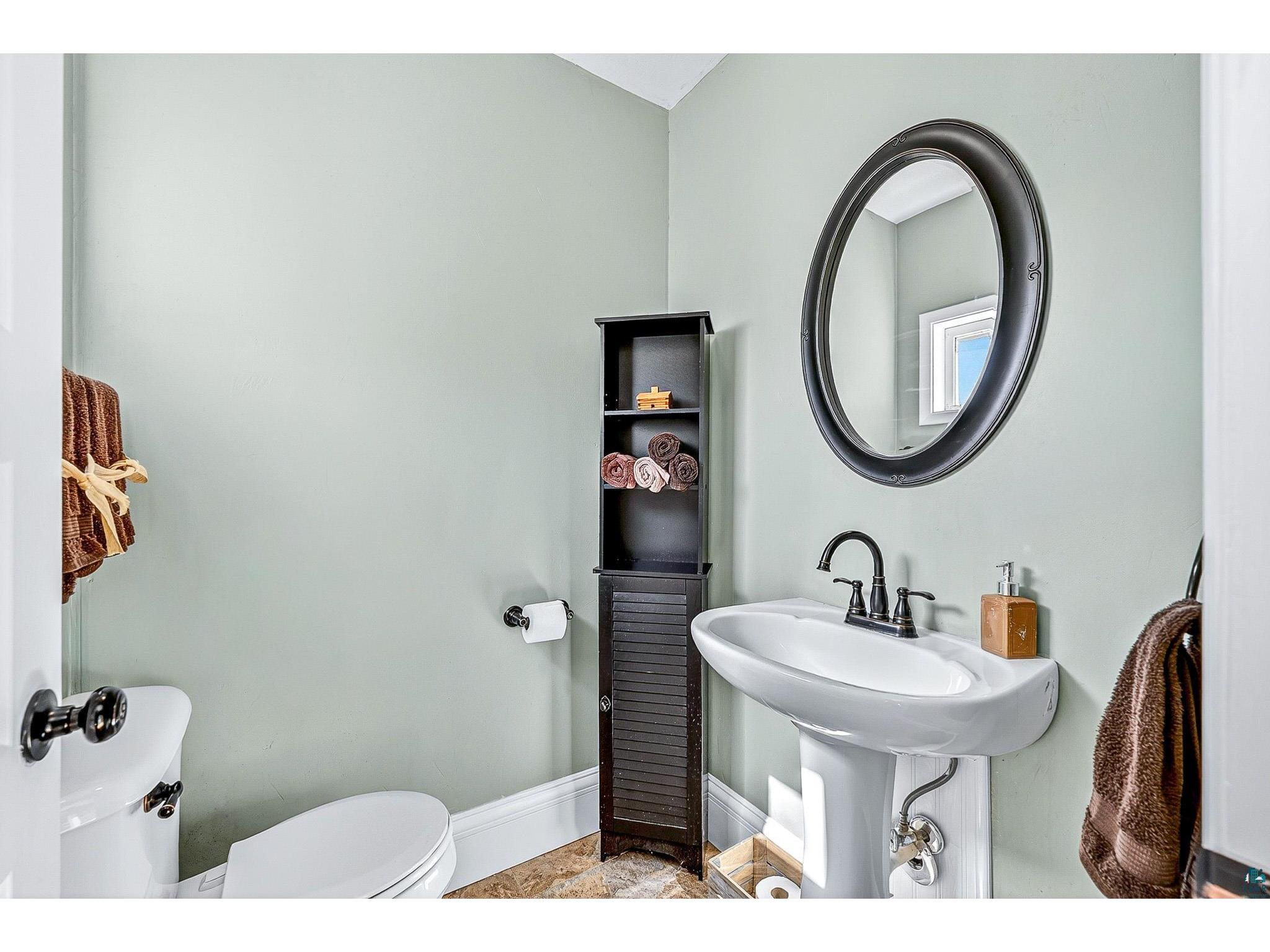 315 Isanti St Duluth MN 55803 6126017 image16