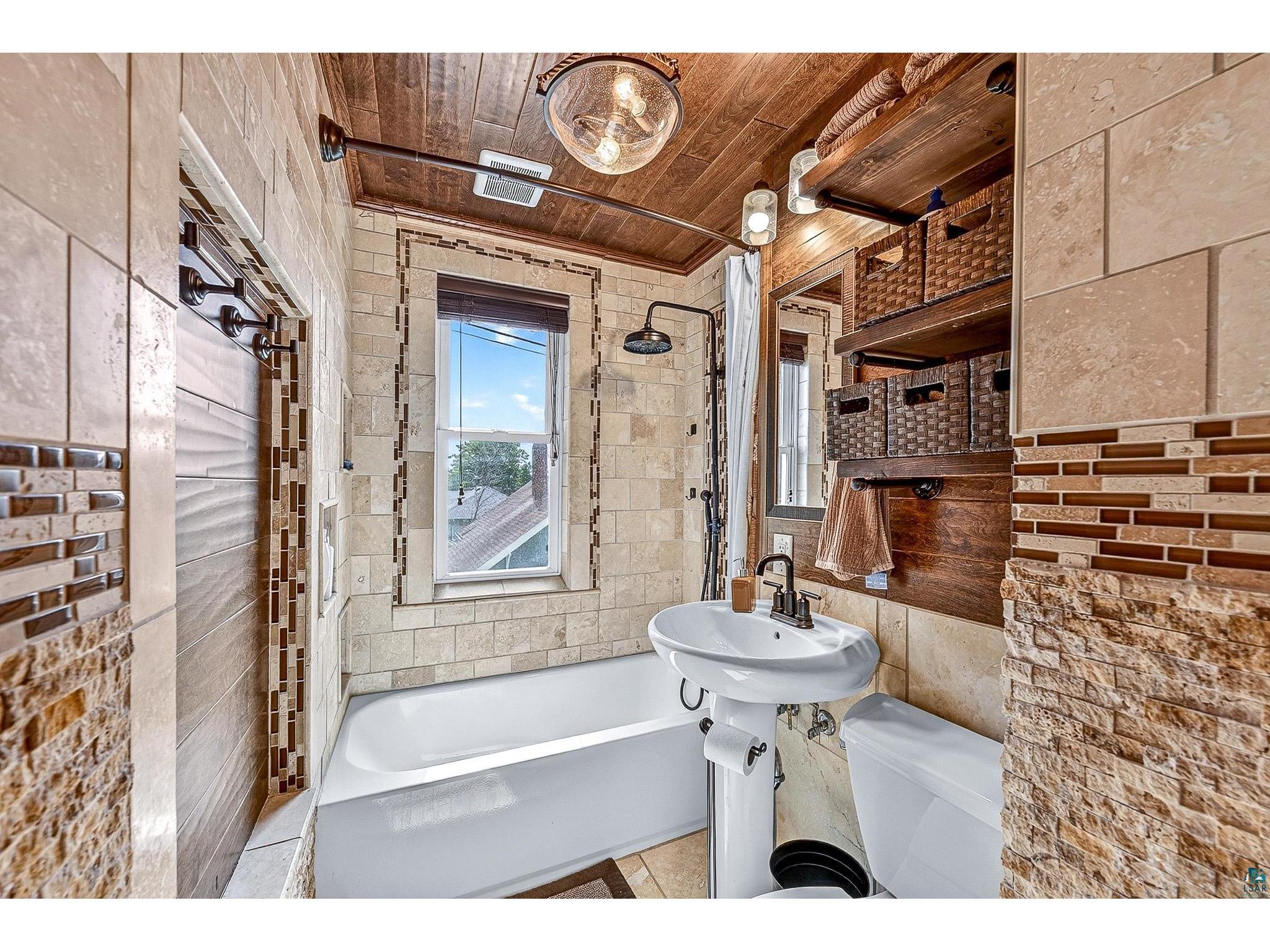 315 Isanti St Duluth MN 55803 6126017 image18