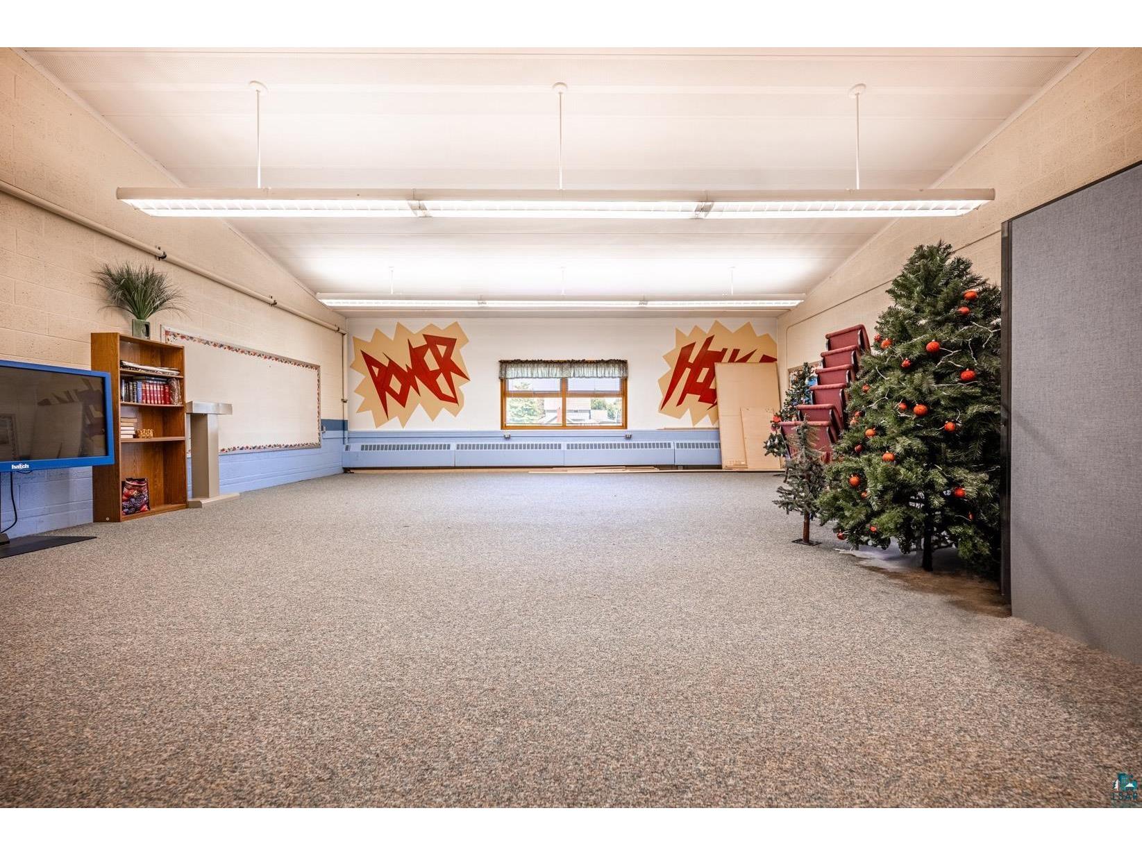315 W 10th St Ashland WI 54806 6120528 image32