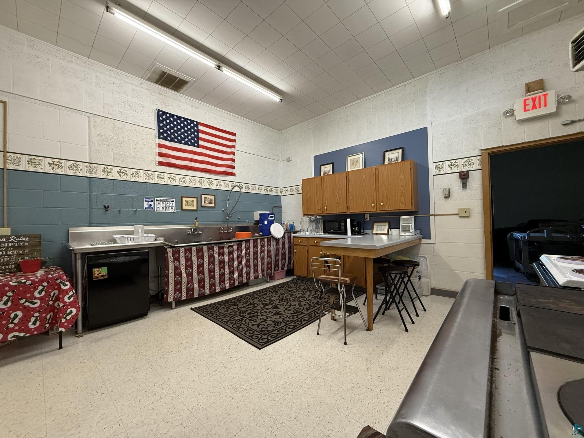 315 W 10th St Ashland WI 54806 6120528 image39