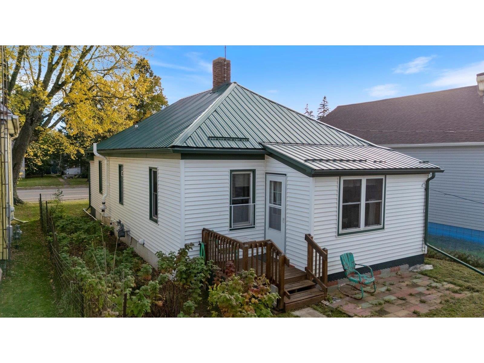 316 W 3rd Ave Aurora MN 55705 6122509 image11