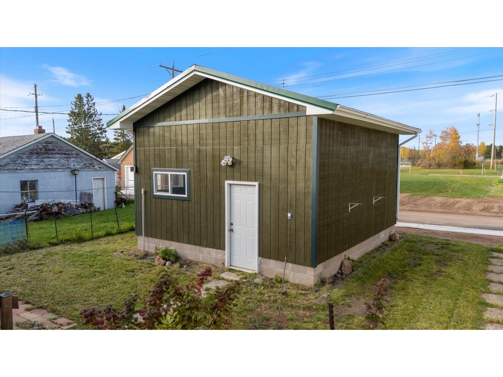 316 W 3rd Ave Aurora MN 55705 6122509 image13