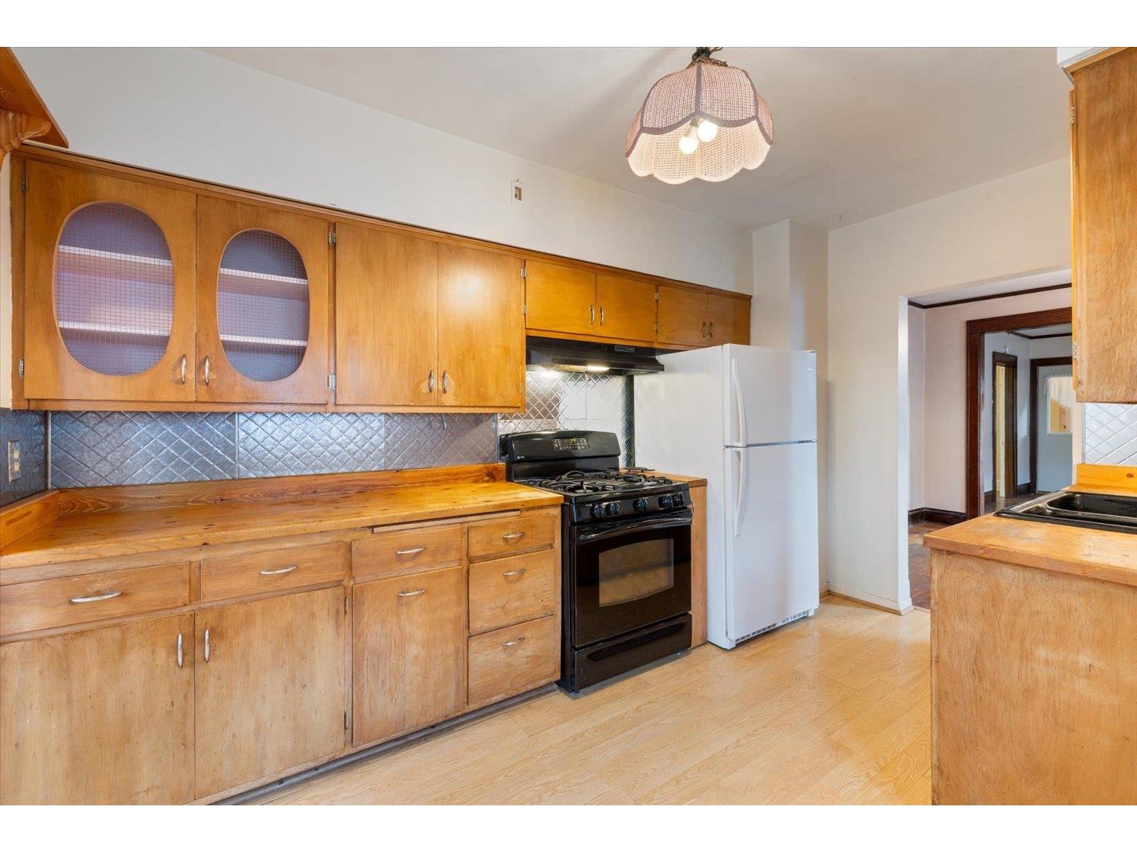 316 W 3rd Ave Aurora MN 55705 6122509 image18