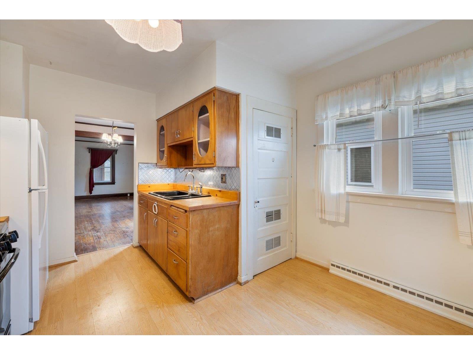 316 W 3rd Ave Aurora MN 55705 6122509 image19