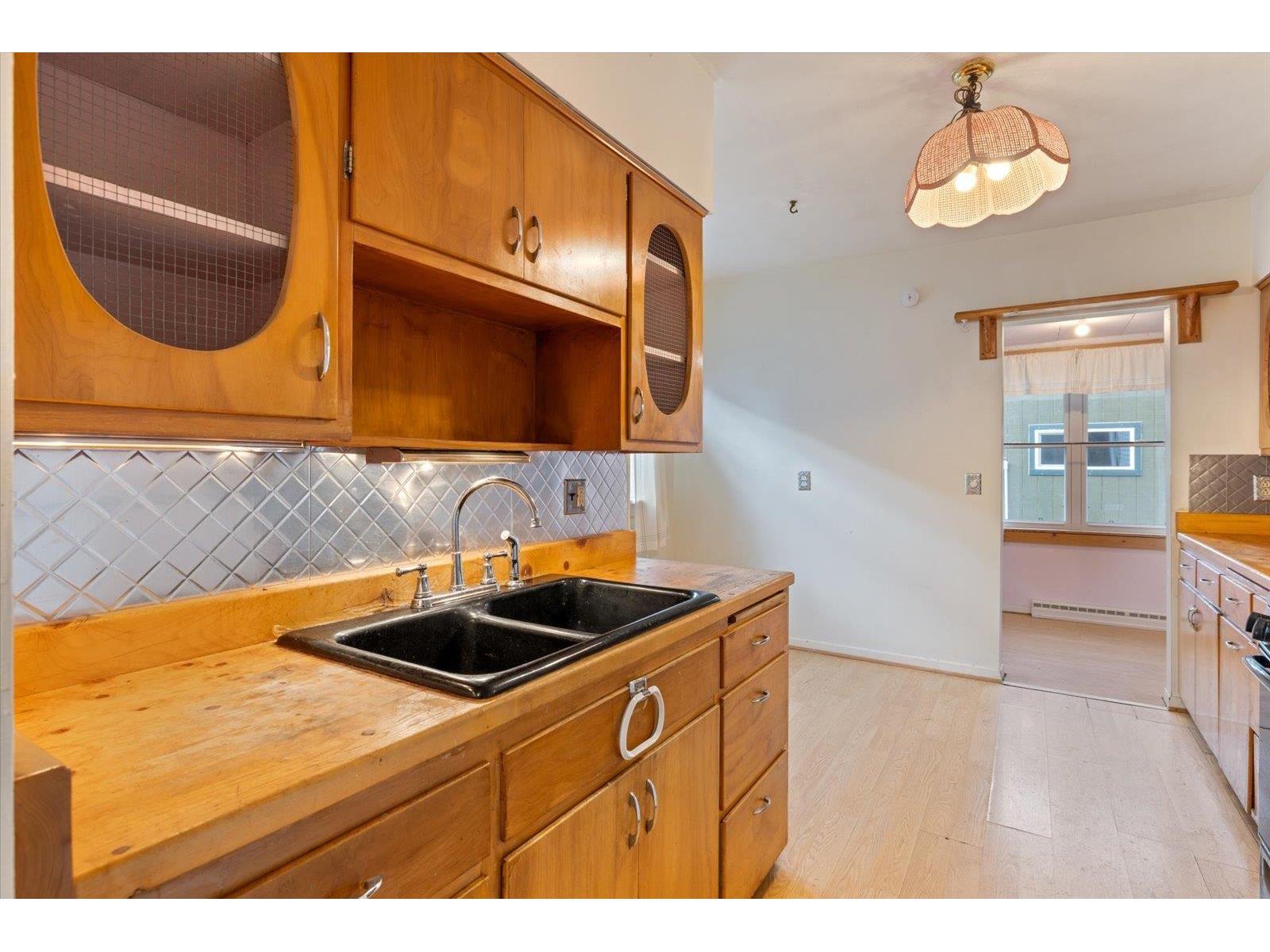 316 W 3rd Ave Aurora MN 55705 6122509 image22