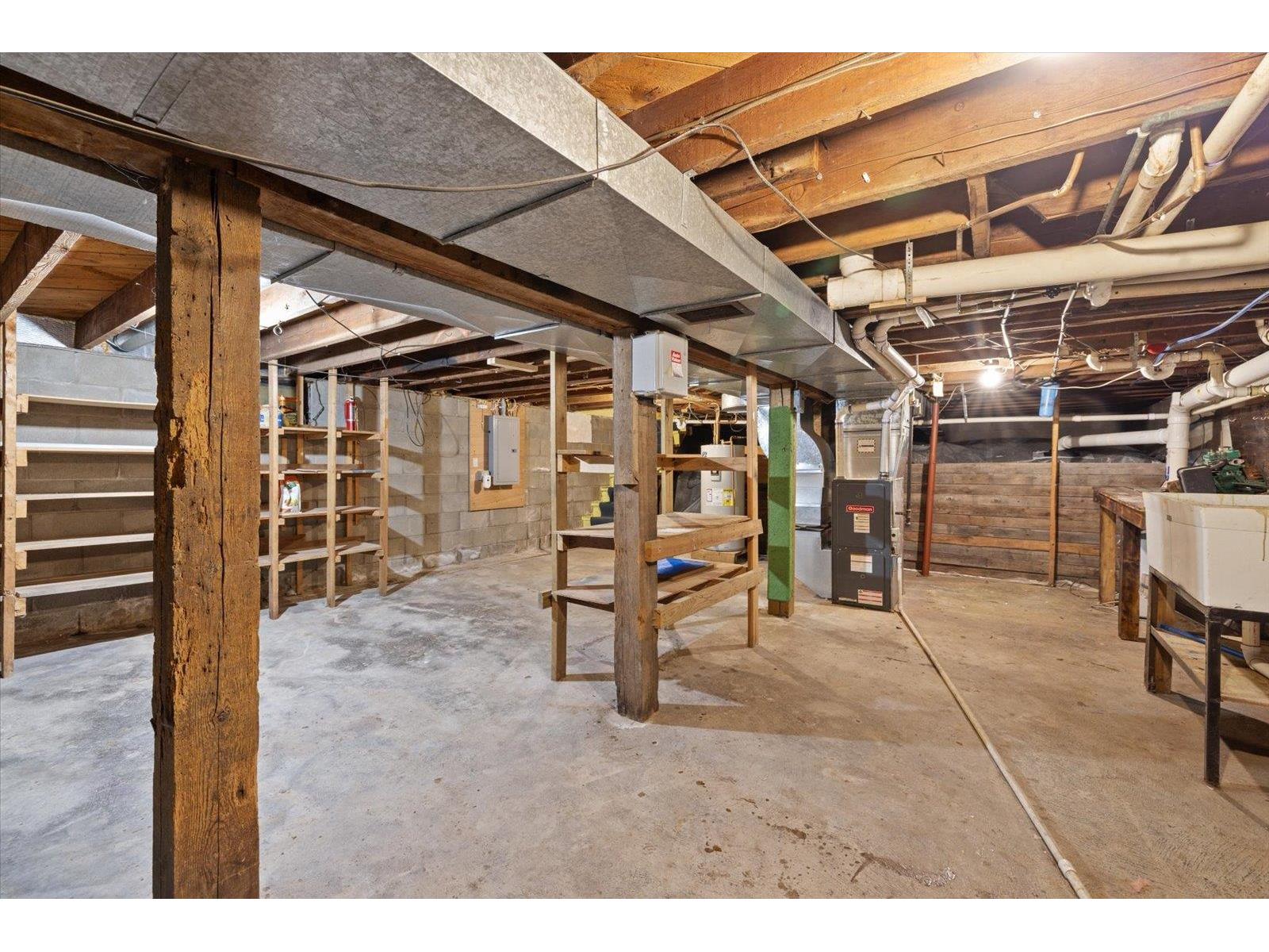 316 W 3rd Ave Aurora MN 55705 6122509 image44