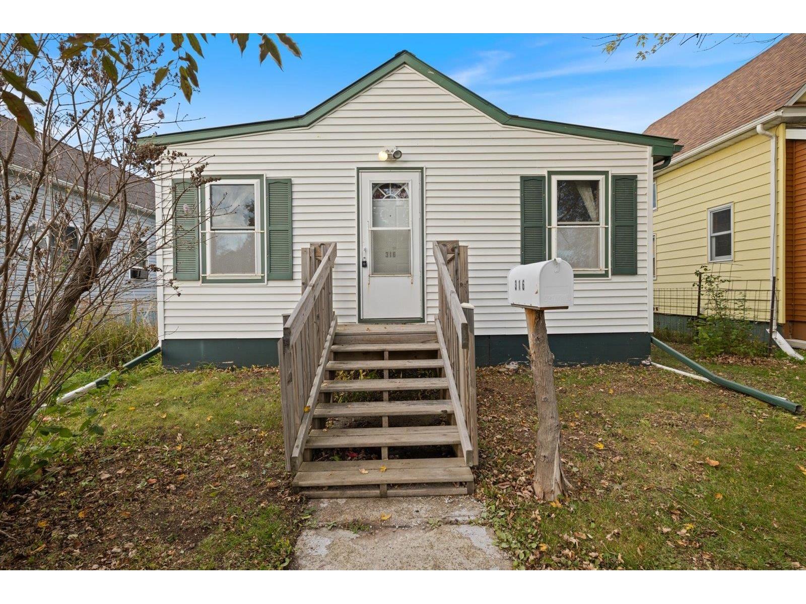 316 W 3rd Ave Aurora MN 55705 6122509 image50