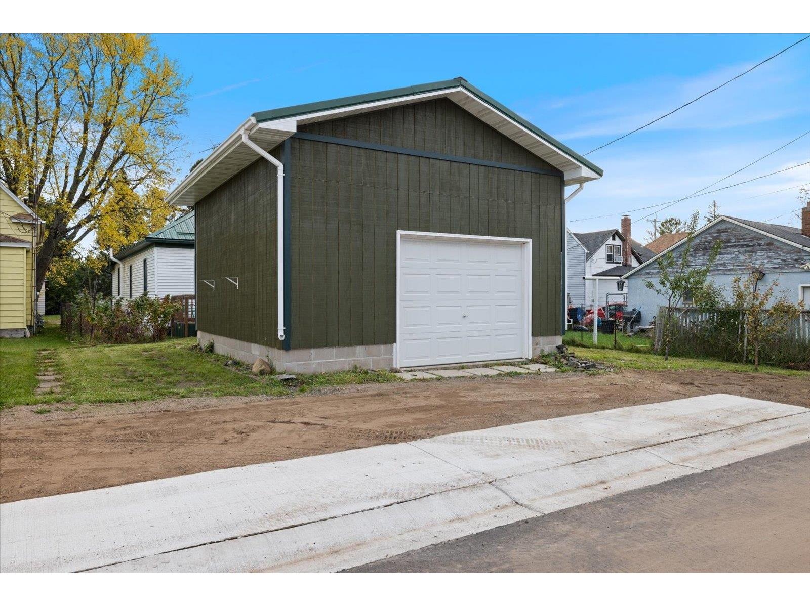 316 W 3rd Ave Aurora MN 55705 6122509 image54