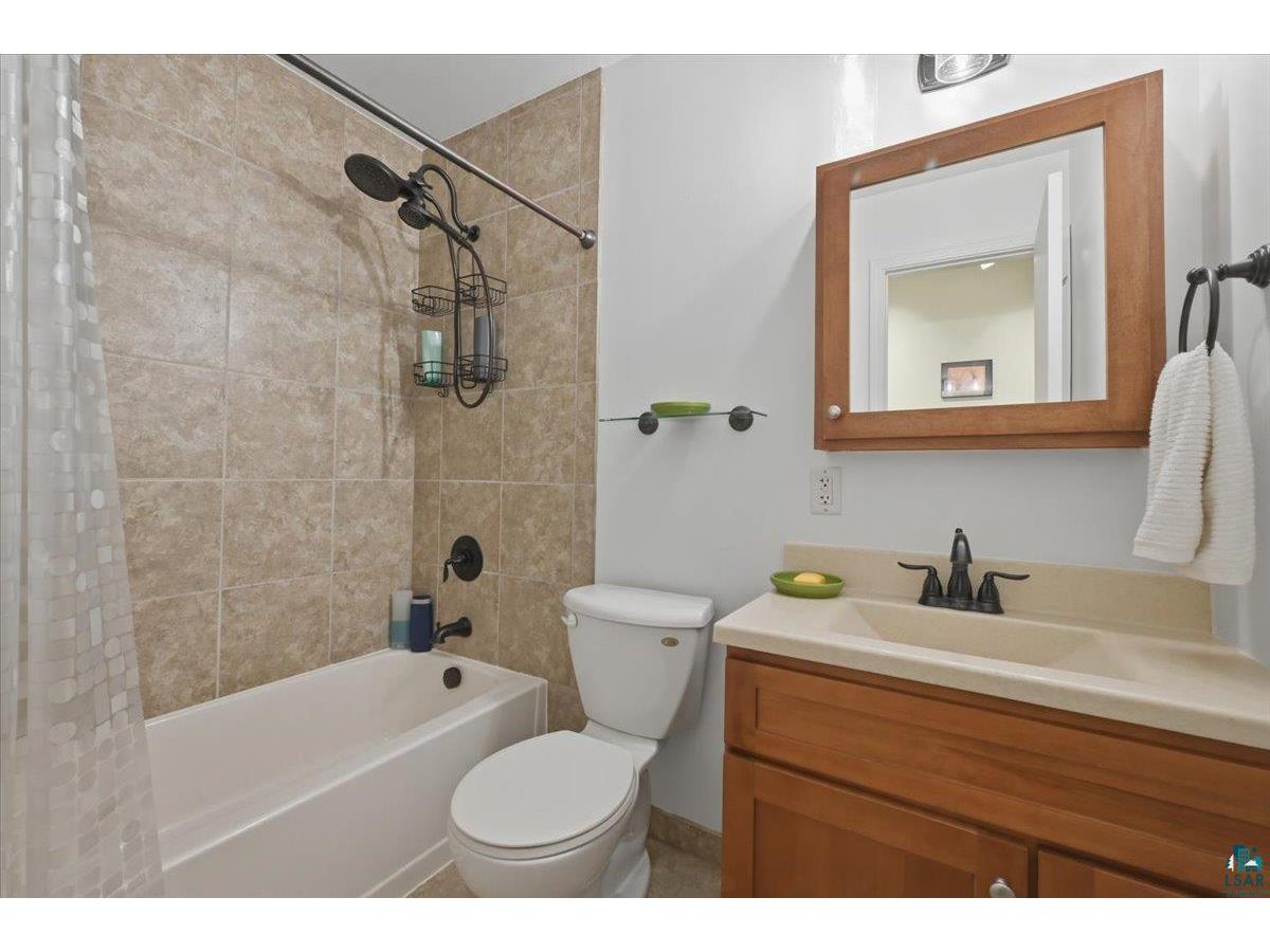 316 Wadena St Duluth MN 55803 6126525 image16