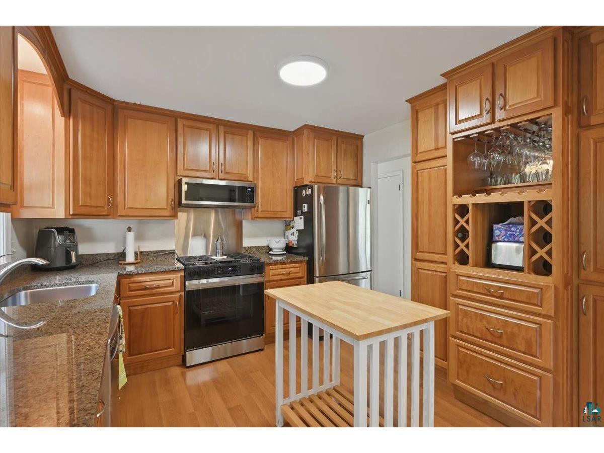 316 Wadena St Duluth MN 55803 6126525 image2