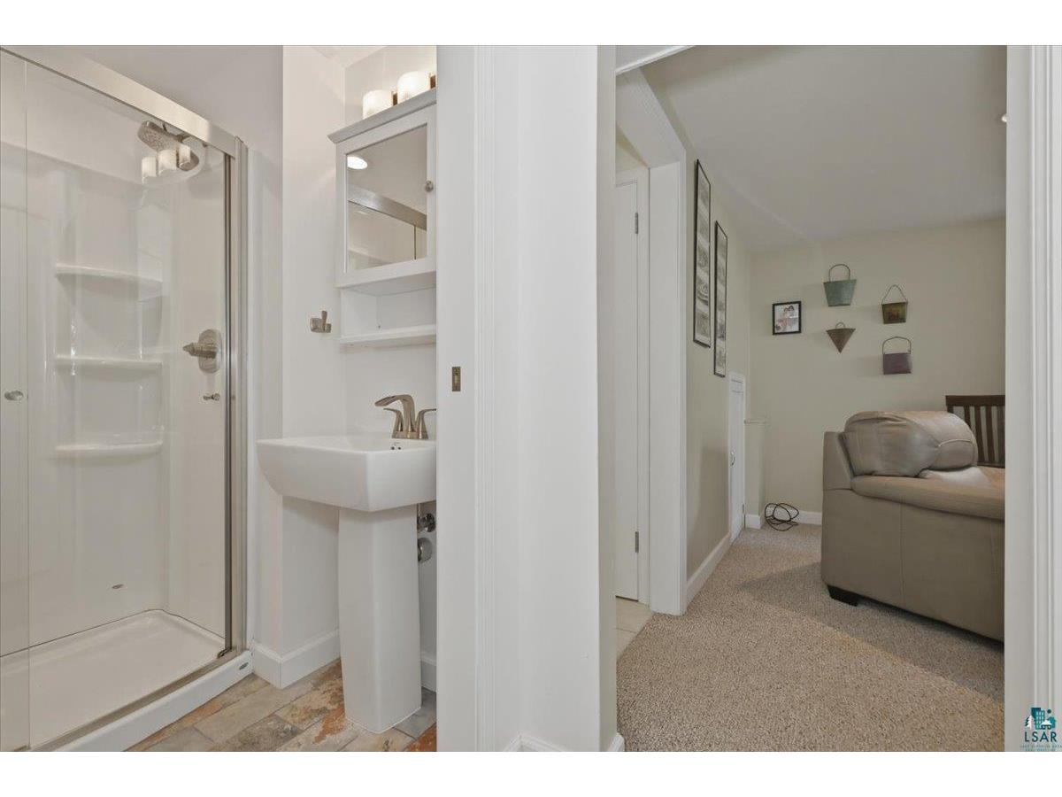 316 Wadena St Duluth MN 55803 6126525 image24