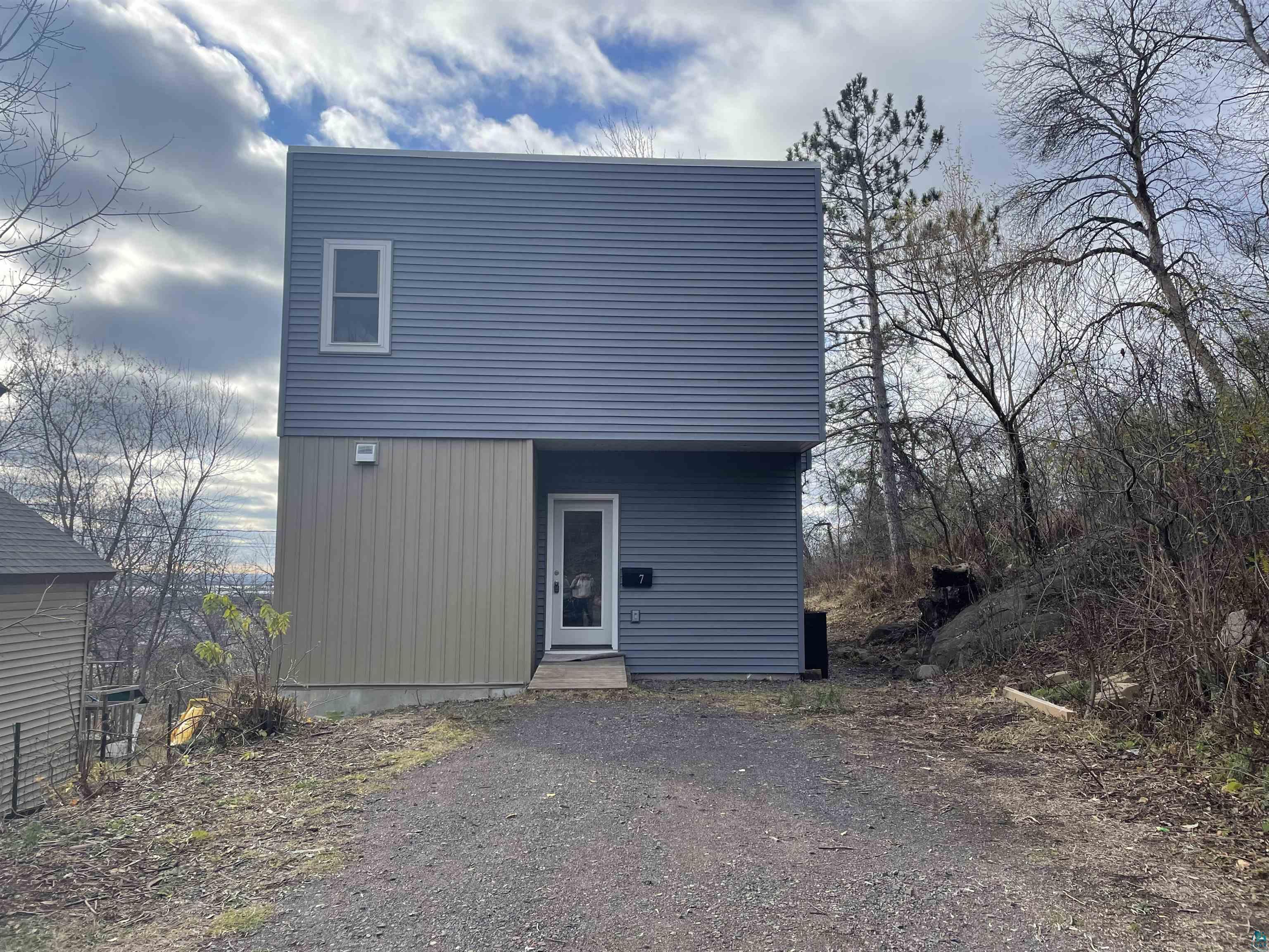 317 N 17 1/2 Ave W Duluth MN 55806 6117238 image1