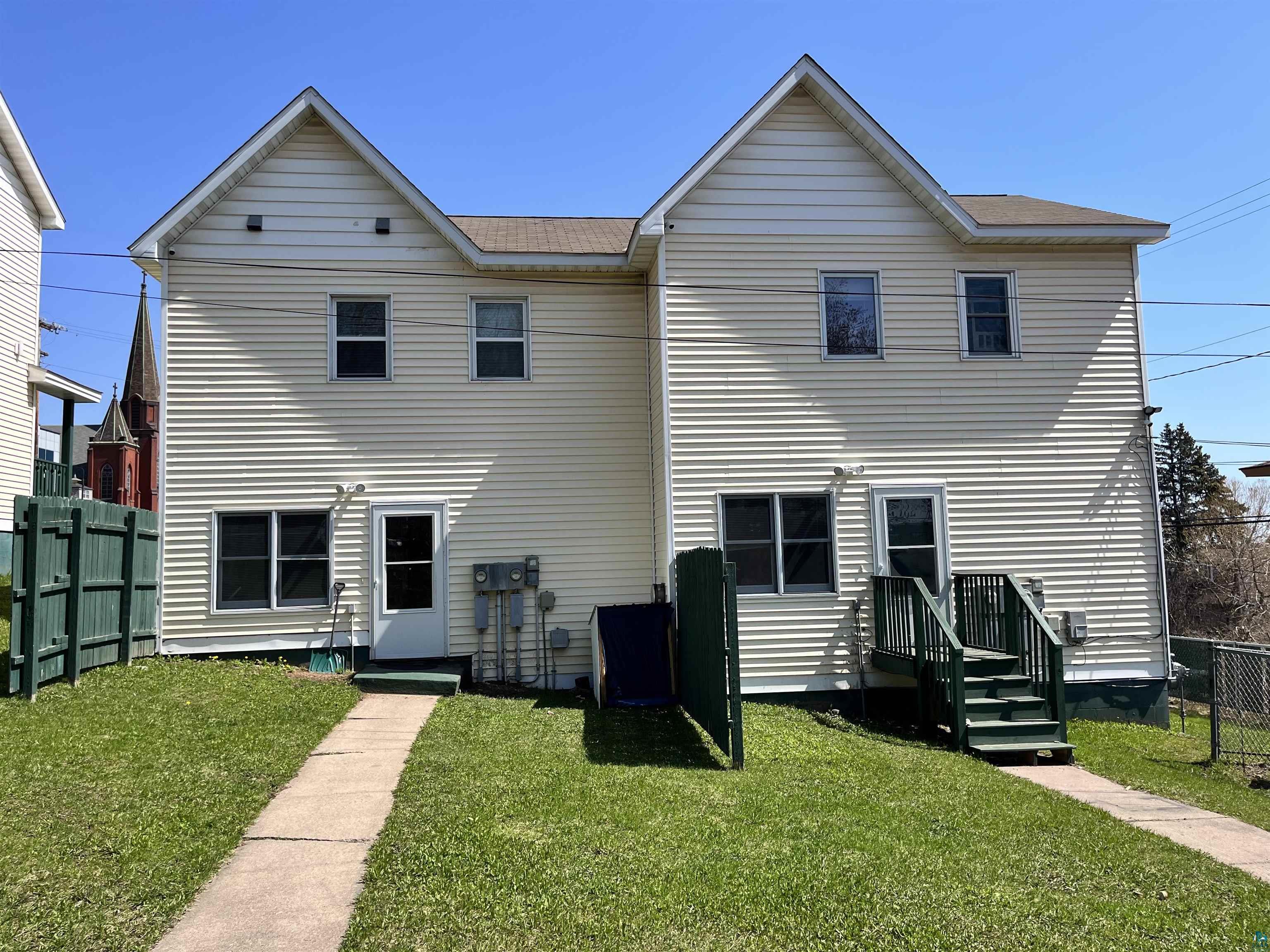 317 N 3rd Ave W Duluth MN 55806 6108200 image1