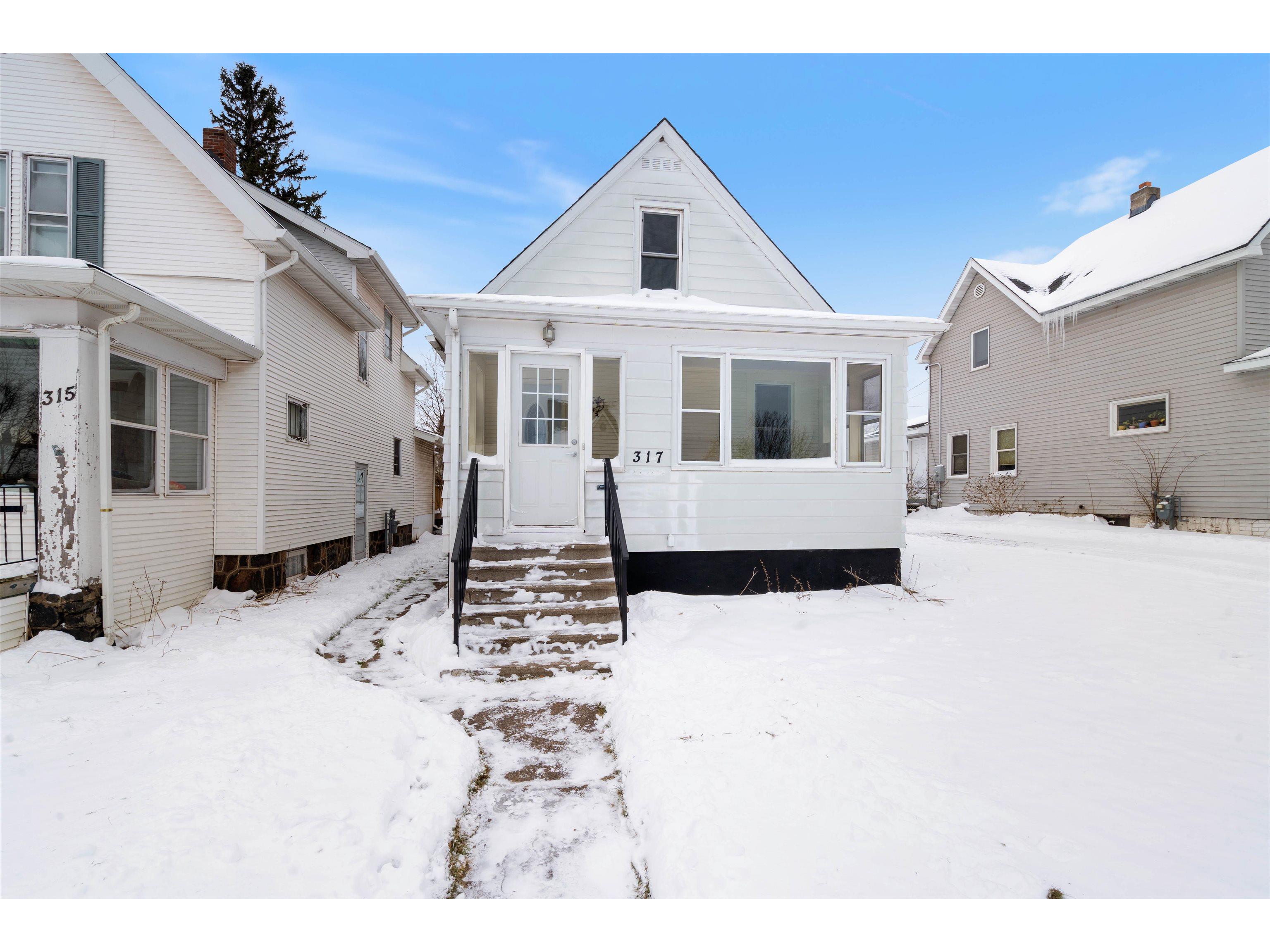 317 N 61st Ave W Duluth MN 55807 6123074 image1