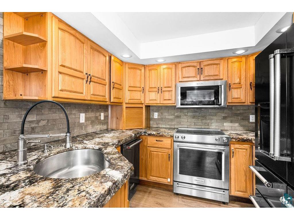 317 S 88th Ave W Duluth MN 55808 6125549 image10