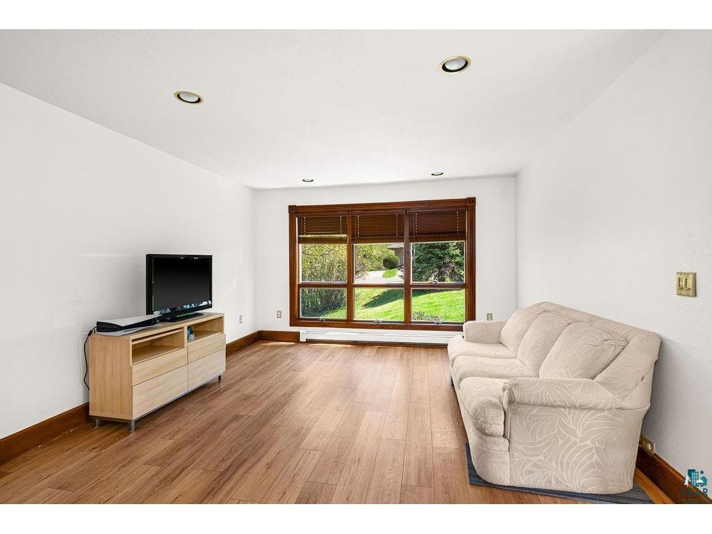 317 S 88th Ave W Duluth MN 55808 6125549 image3