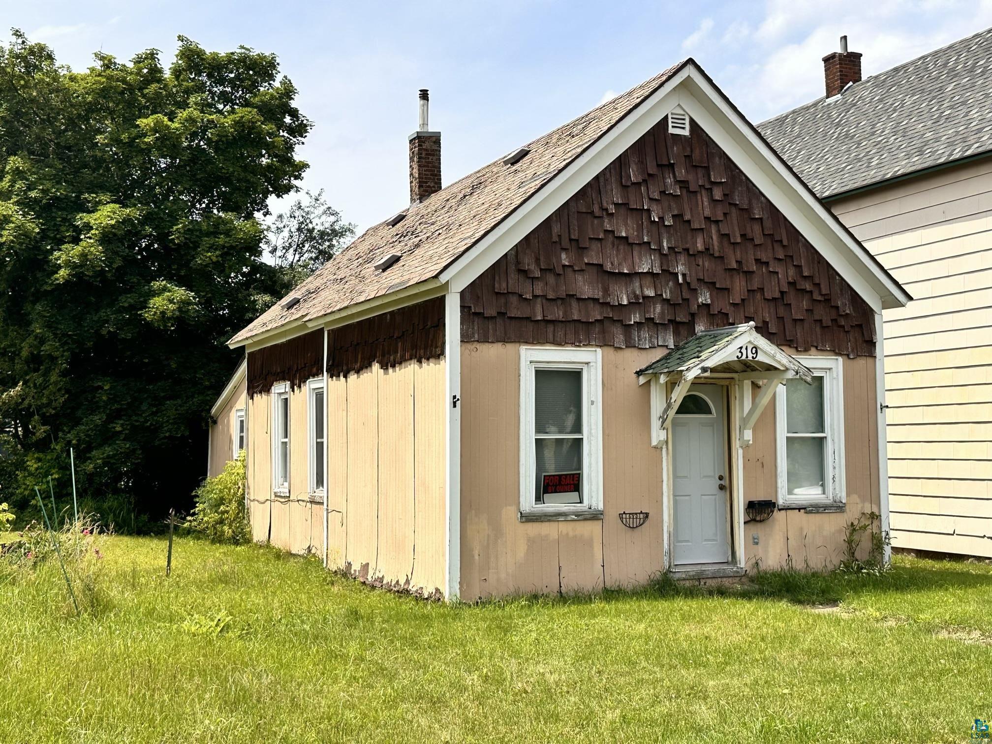 319 12th Ave W Ashland WI 54806 6109219 image1