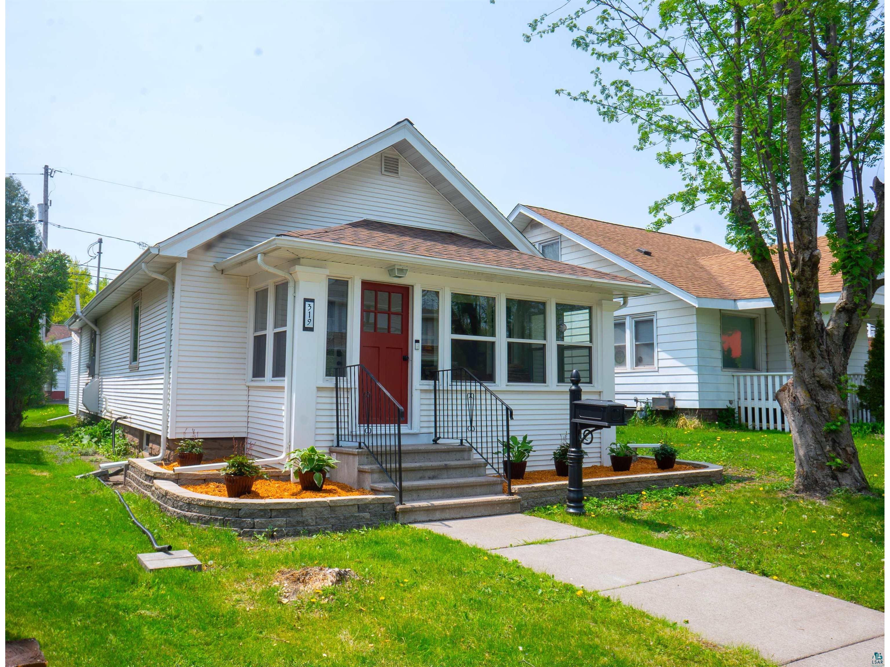 319 N 84th Ave W Duluth MN 55807 6119842 image1