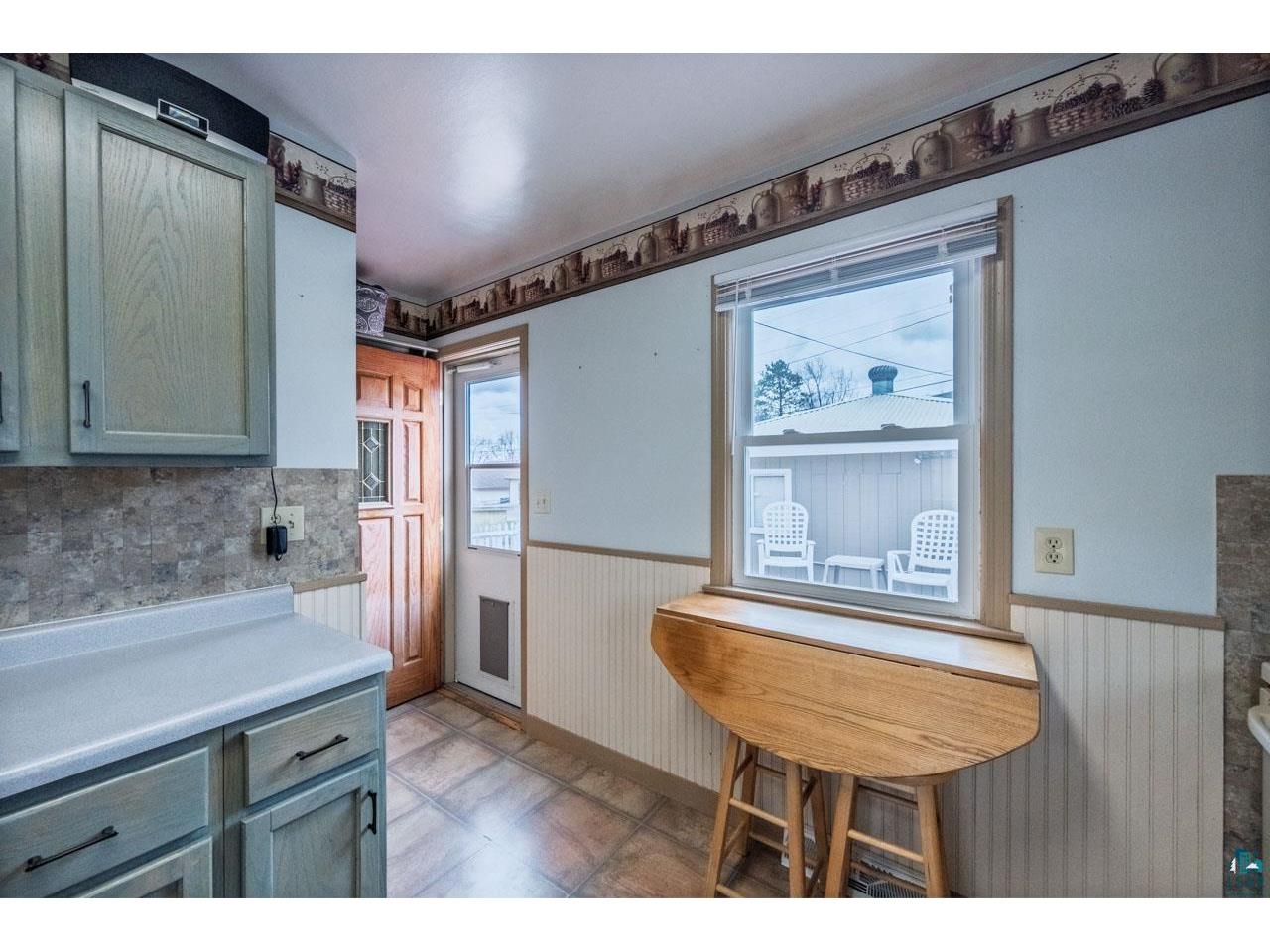 319 W Michigan Ave Gilbert MN 55741 6124900 image11