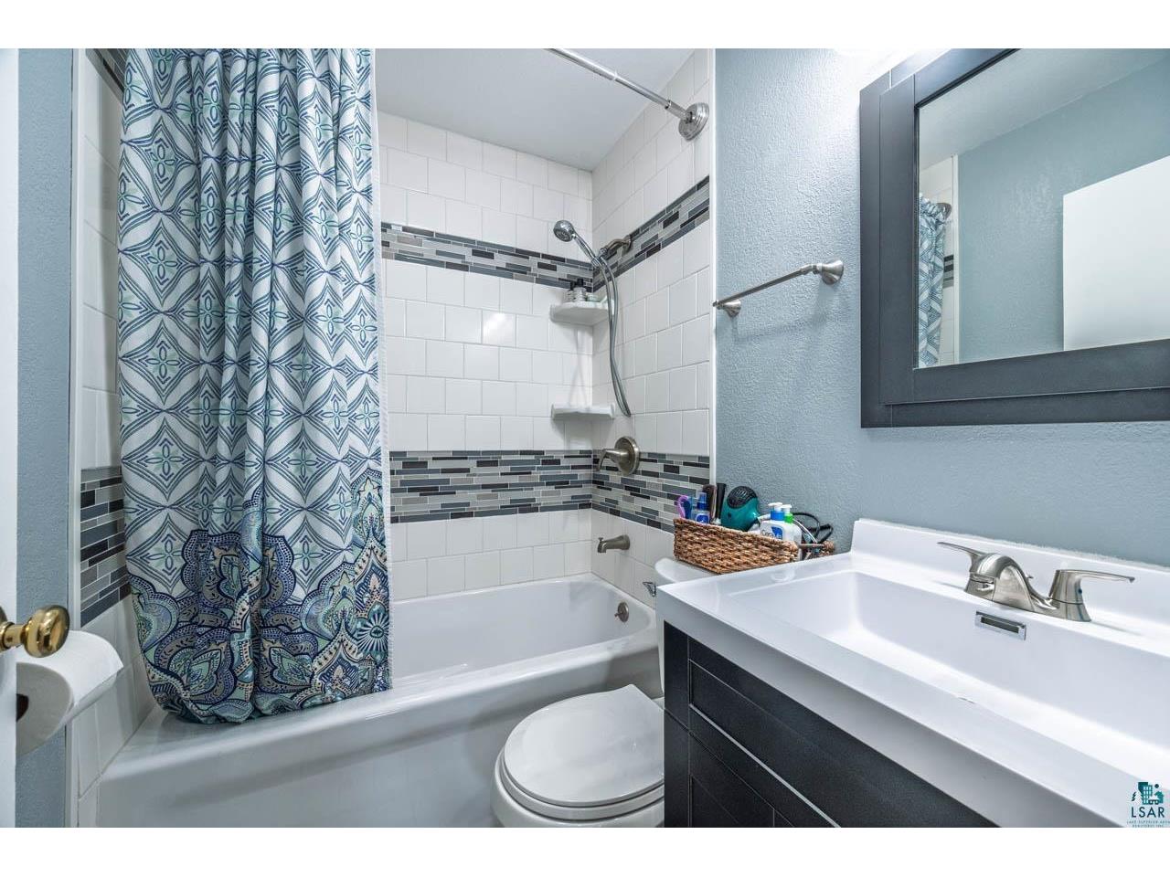 319 W Michigan Ave Gilbert MN 55741 6124900 image15