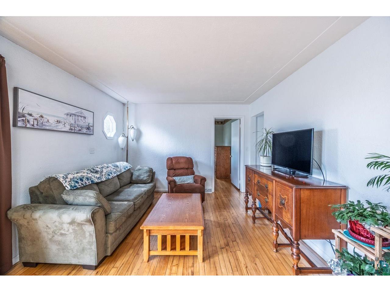 319 W Michigan Ave Gilbert MN 55741 6124900 image4
